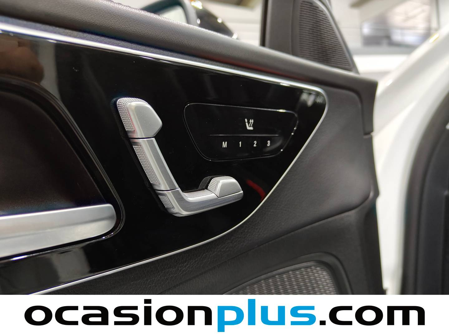 Extras y acabados del Mercedes Clase C Mercedes Clase C 220 d (200 CV) Pack AMG