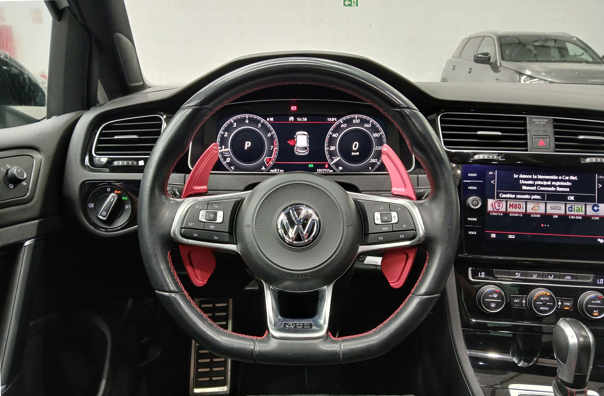 Volkswagen Golf GTI Performance 2.0 TSI DSG - foto 25