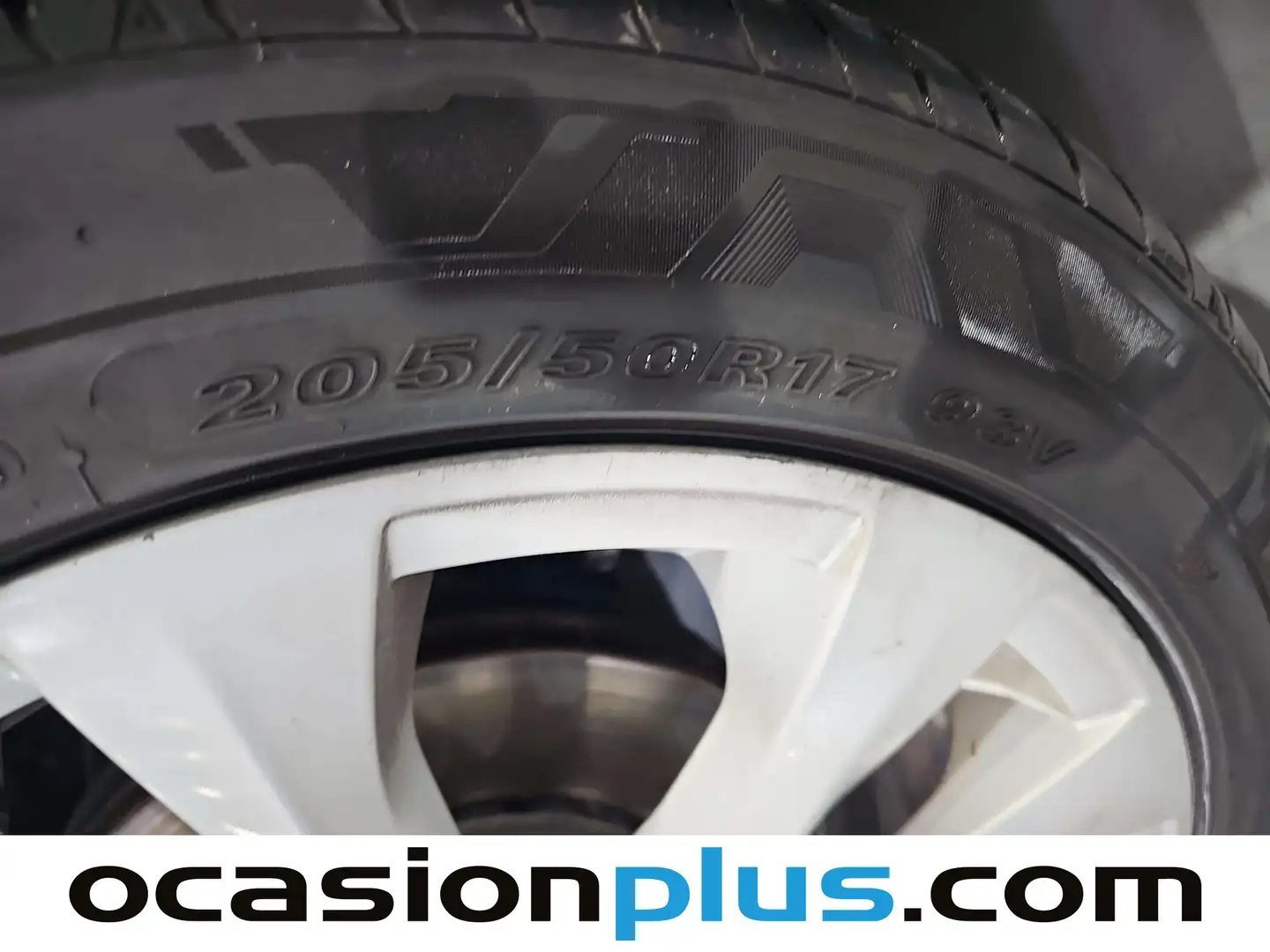 Foto Renault Mégane Renault Megane Sport Tourer Zen TCe (140 CV) GPF EDC