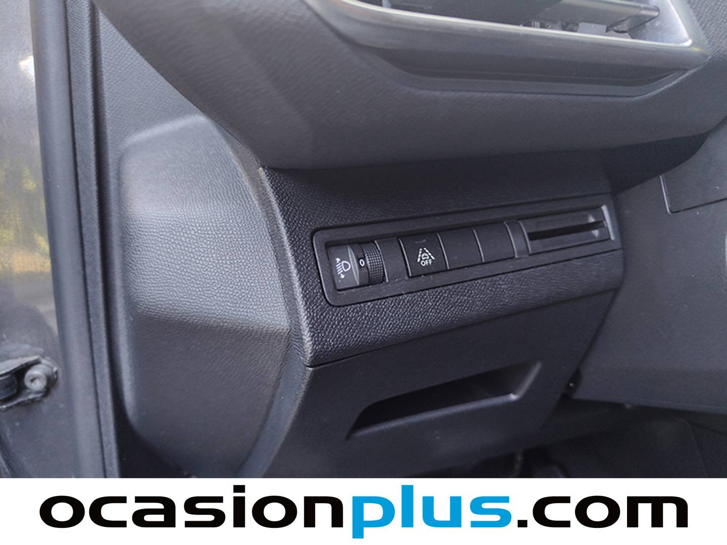 Foto Peugeot 3008 Peugeot 3008 PureTech 130 S&S Allure Pack EAT8 (130 CV)