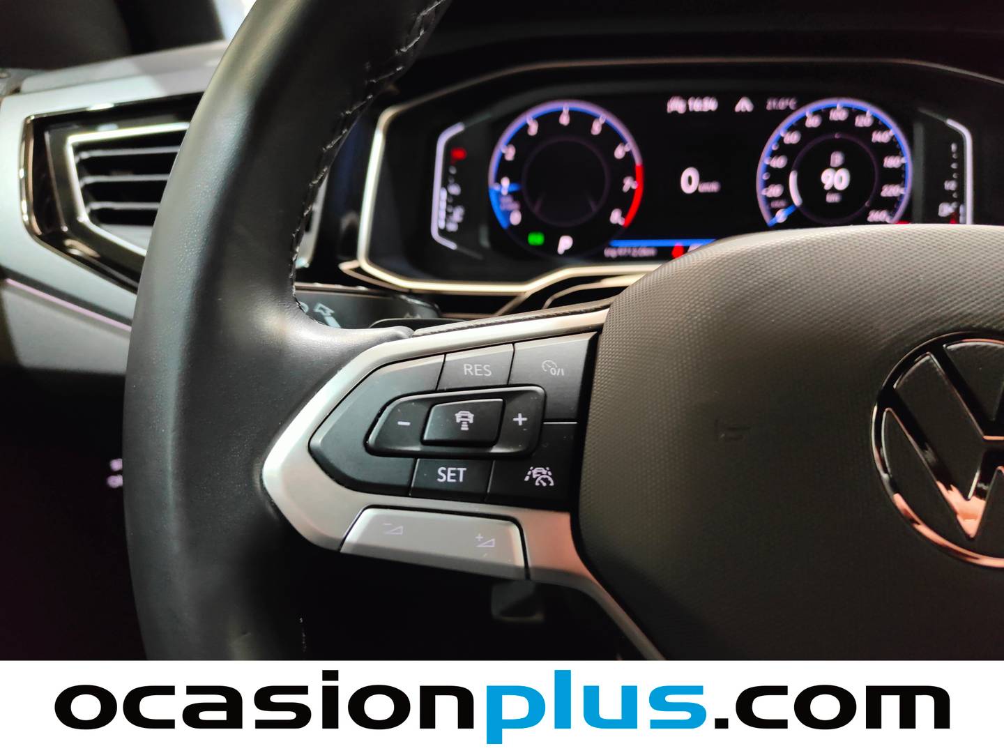 Foto Volkswagen Taigo Volkswagen Taigo R-Line 1.0 TSI (110 CV) DSG