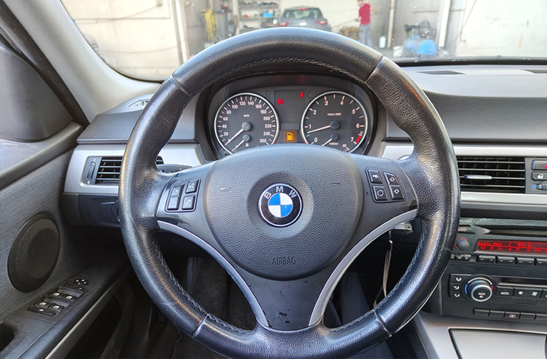BMW Serie 3 318i - foto 21