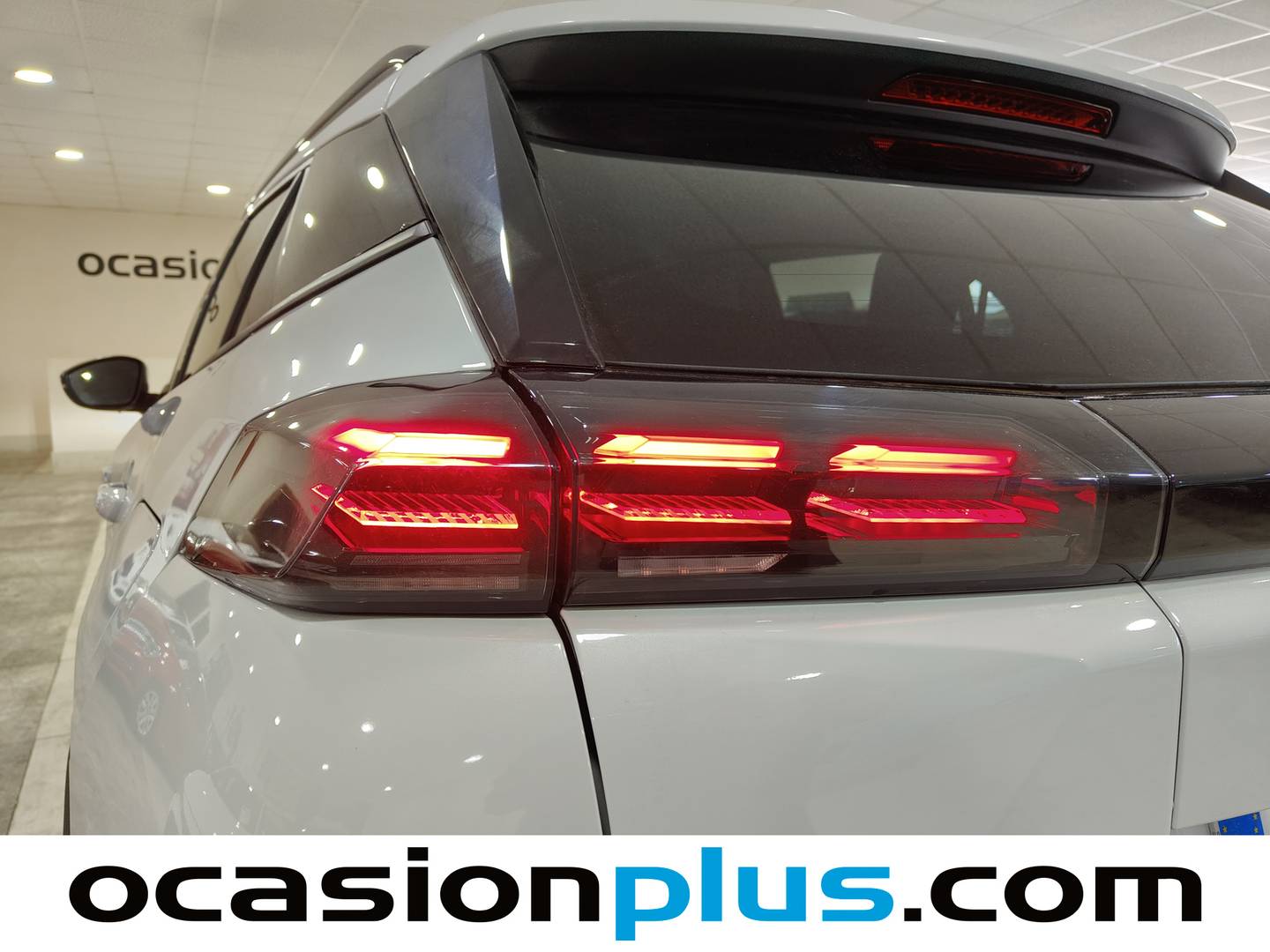 Peugeot 2008 Peugeot 2008 Allure Hybrid eDCS6 (145 CV) al mejor precio