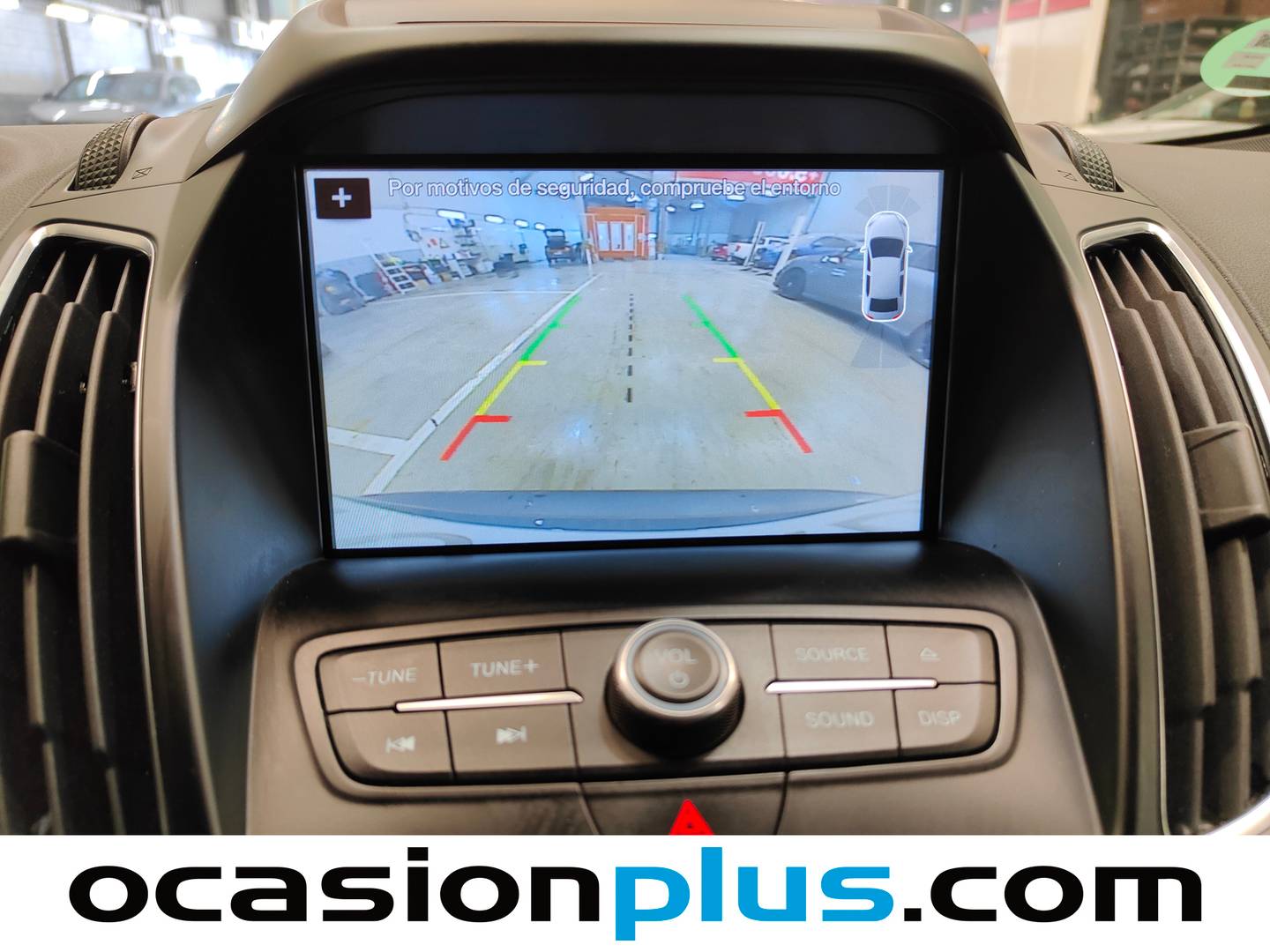 Equipamiento del Ford C-Max Ford C-Max 1.0 EcoBoost Titanium (125 CV)