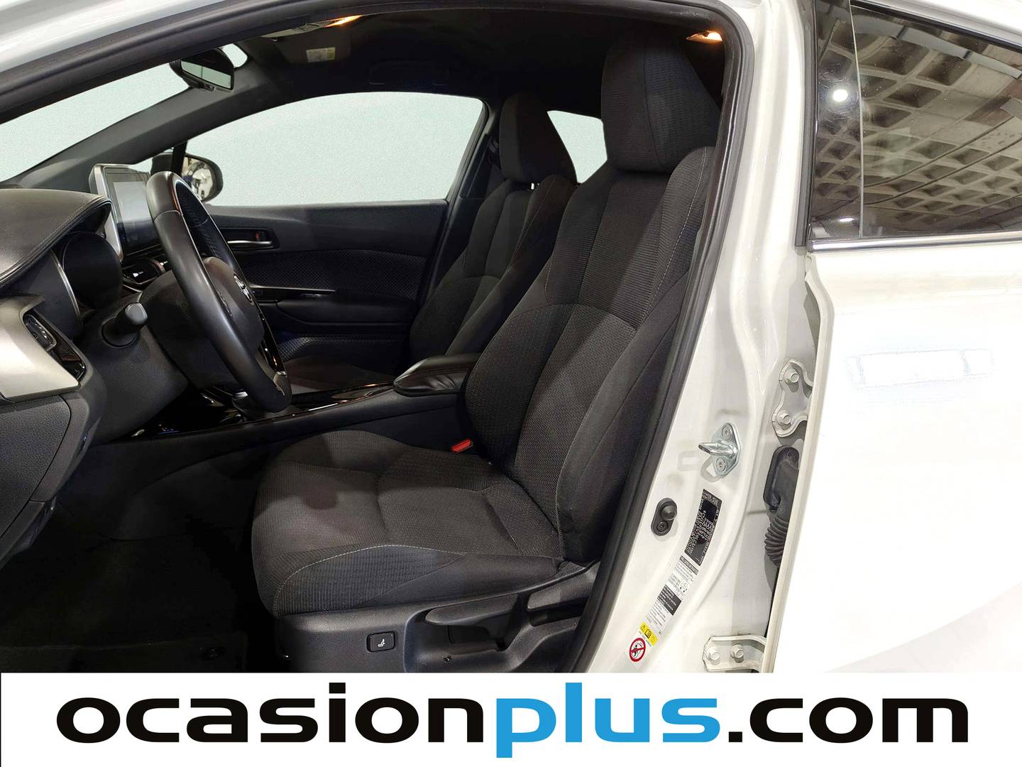Foto asientos delanteros Toyota C-HR Toyota C-HR 1.8 125H Advance (122 CV)