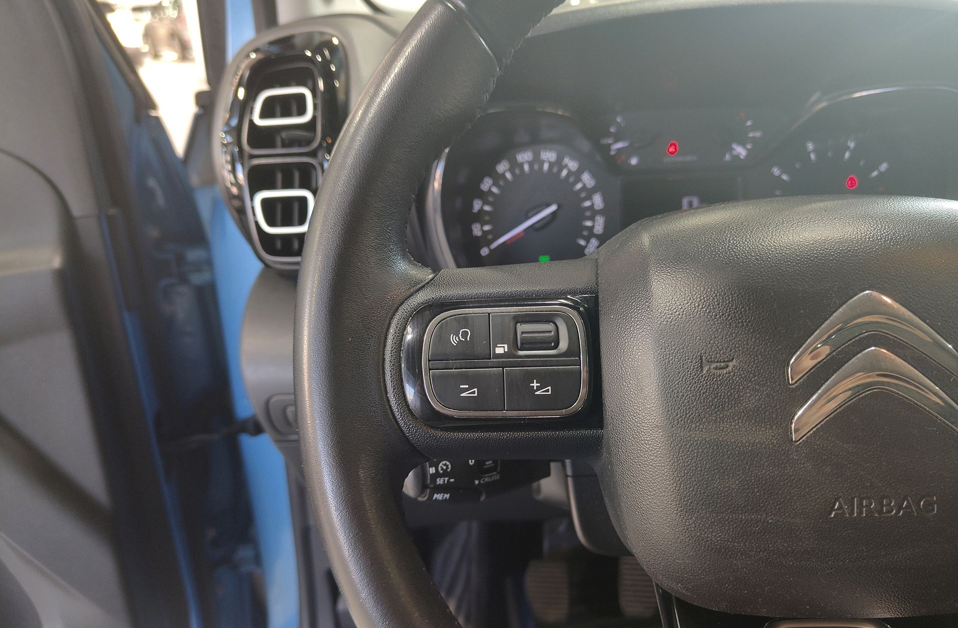 Citroën C3 Aircross BlueHDi Shine - foto 27