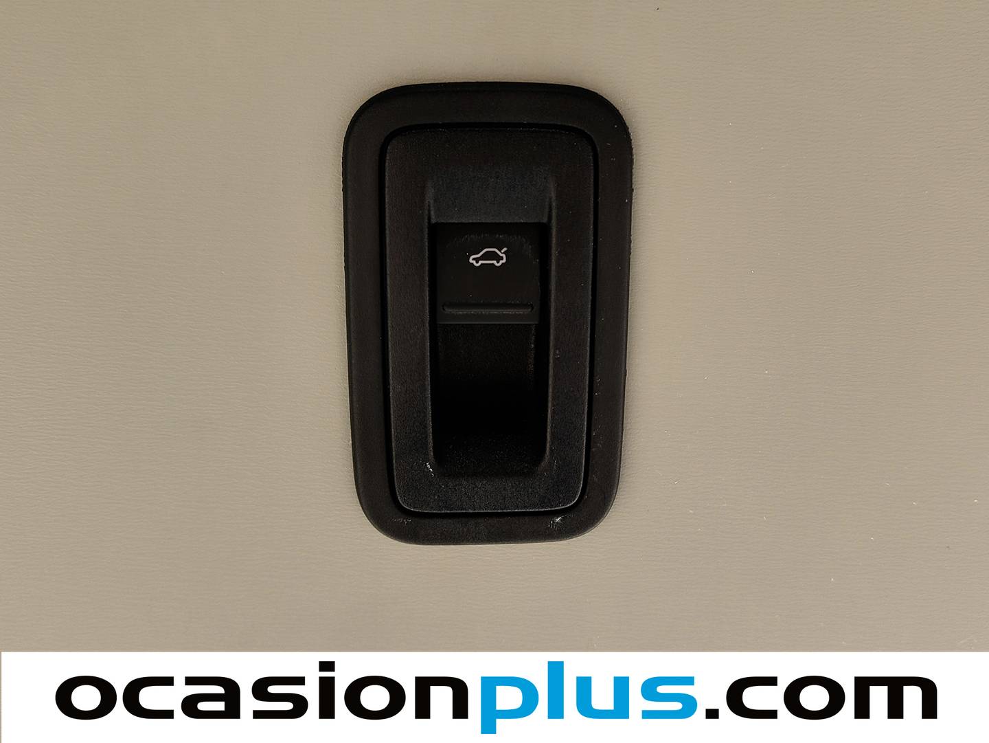 Equipamiento del Volkswagen Caravelle Volkswagen Caravelle Batalla Corta 2.0 TDI BMT (150 CV) DSG 9 Plazas