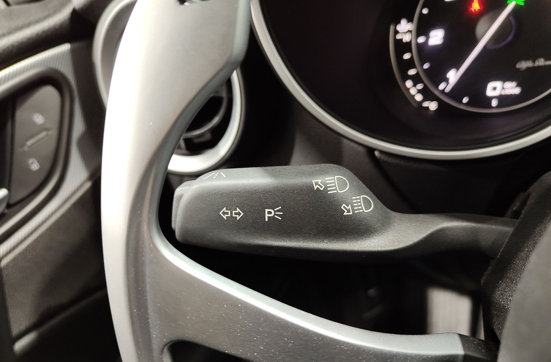 Alfa Romeo Stelvio 2.2 Diesel Sprint RWD - foto 25