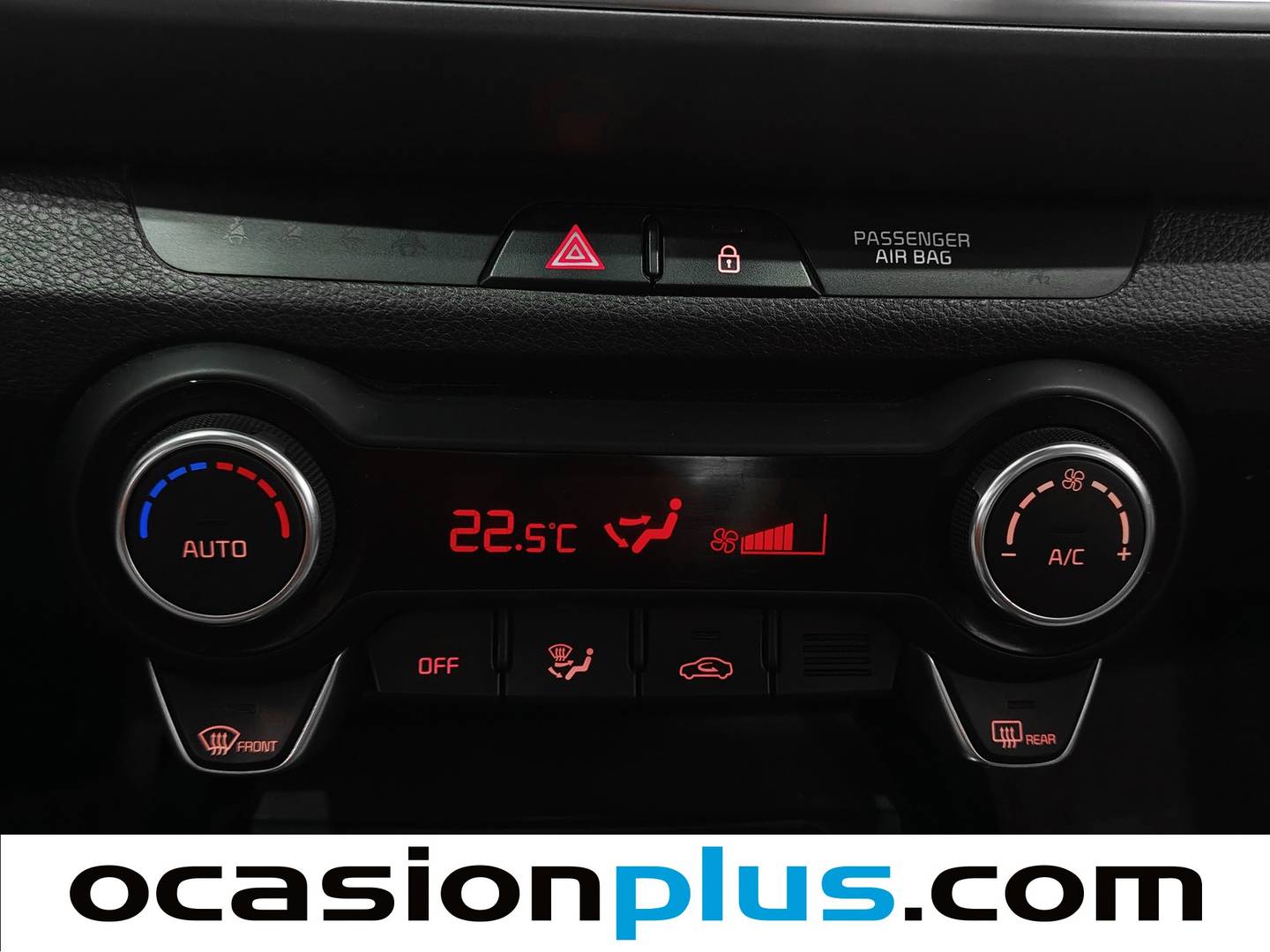 Foto KIA Stonic Kia Stonic 1.0 T-GDi MHEV Drive DCT (120 CV)