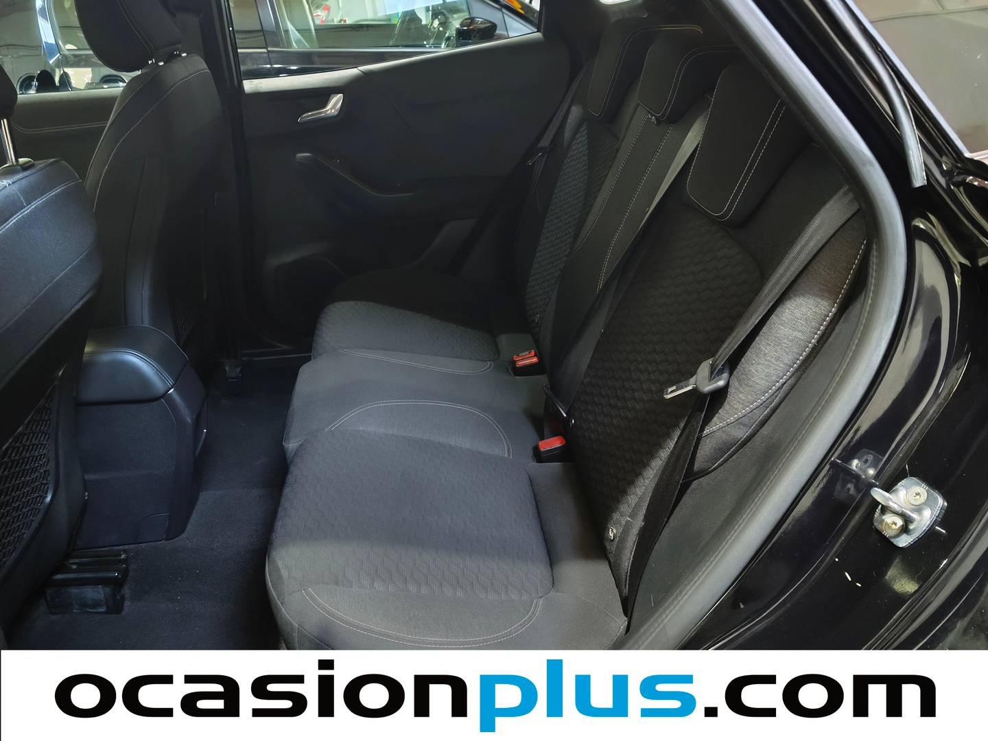 Foto asientos traseros Ford Puma Ford Puma 1.0 EcoBoost MHEV Titanium Design (125 CV)