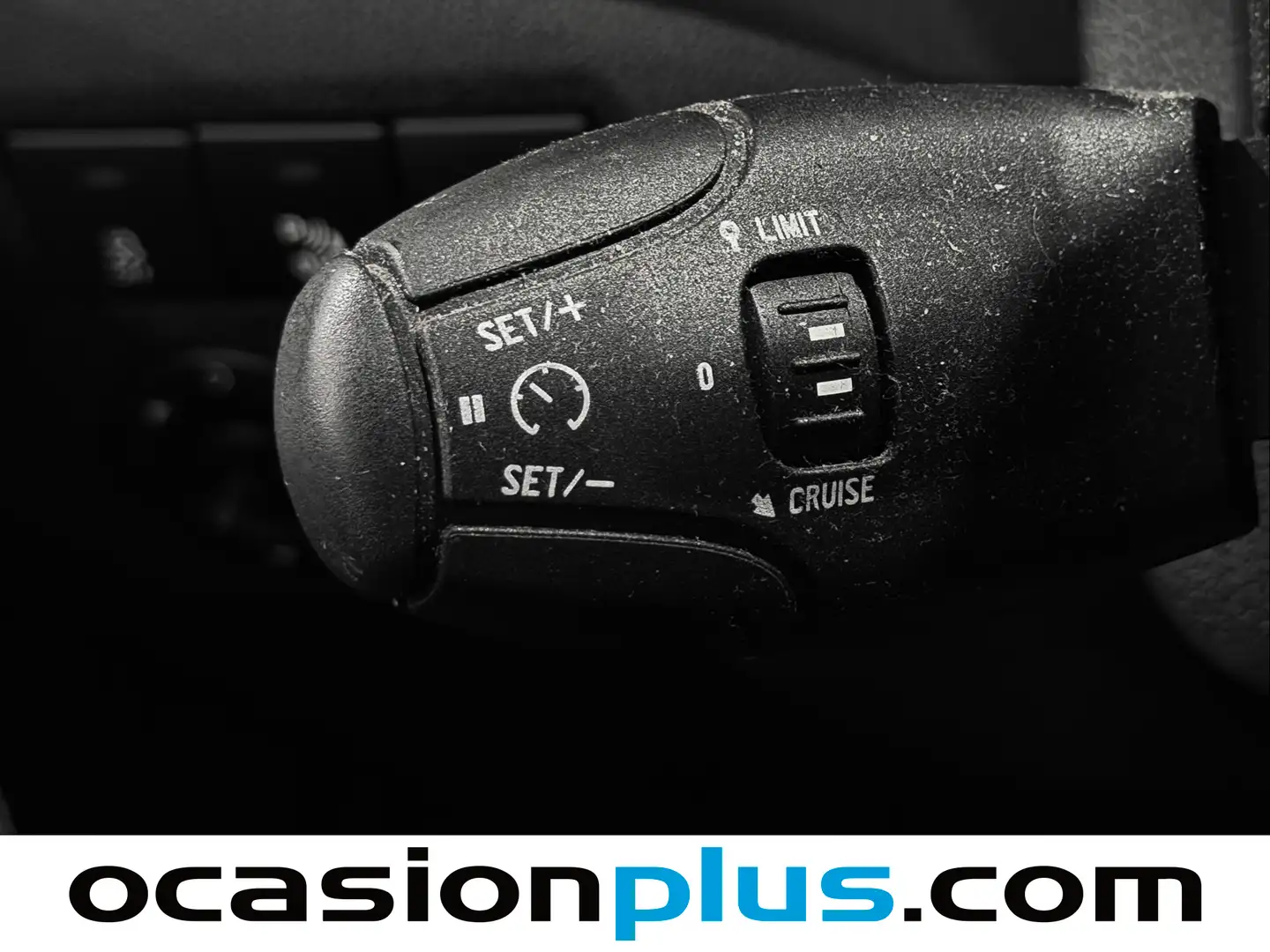 Foto Peugeot Partner Peugeot Partner Tepee BlueHDi 100 Outdoor (100 CV)