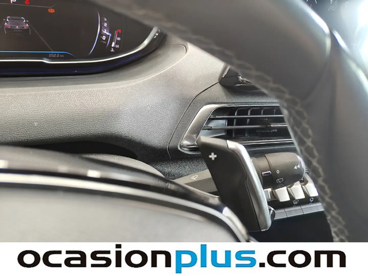 Foto Peugeot 3008 Peugeot 3008 PureTech 130 S&S Allure Pack EAT8  (130 CV)