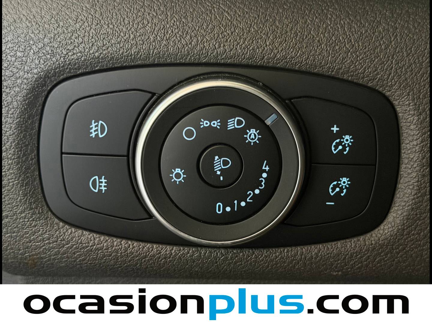 Acabados Ford Tourneo Custom Ford Tourneo Custom 2.0 Ecoblue L1 Titanium (150 CV) 8 Plazas