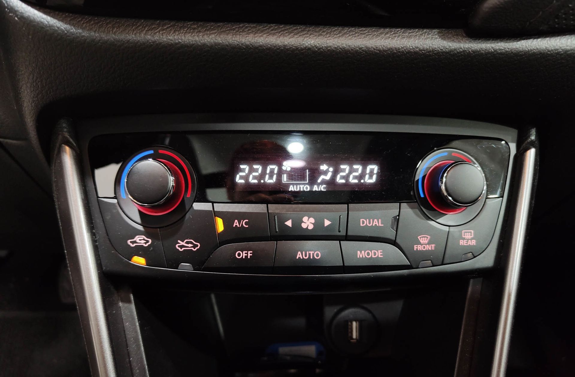Suzuki S-Cross 1.4T Mild Hybrid S3 4WD 4x4 - foto 38