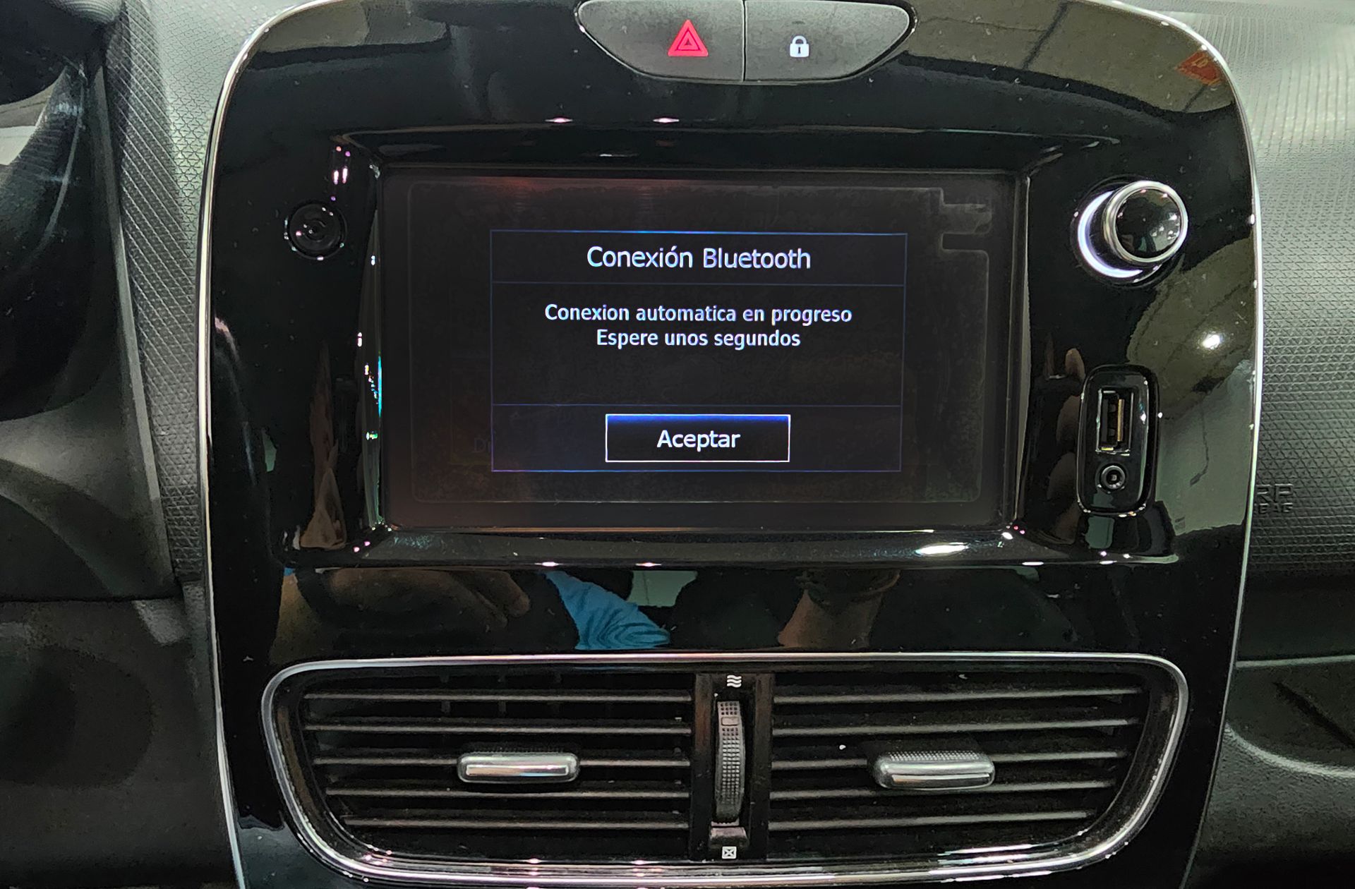 Renault Clio Zen TCe - foto 29