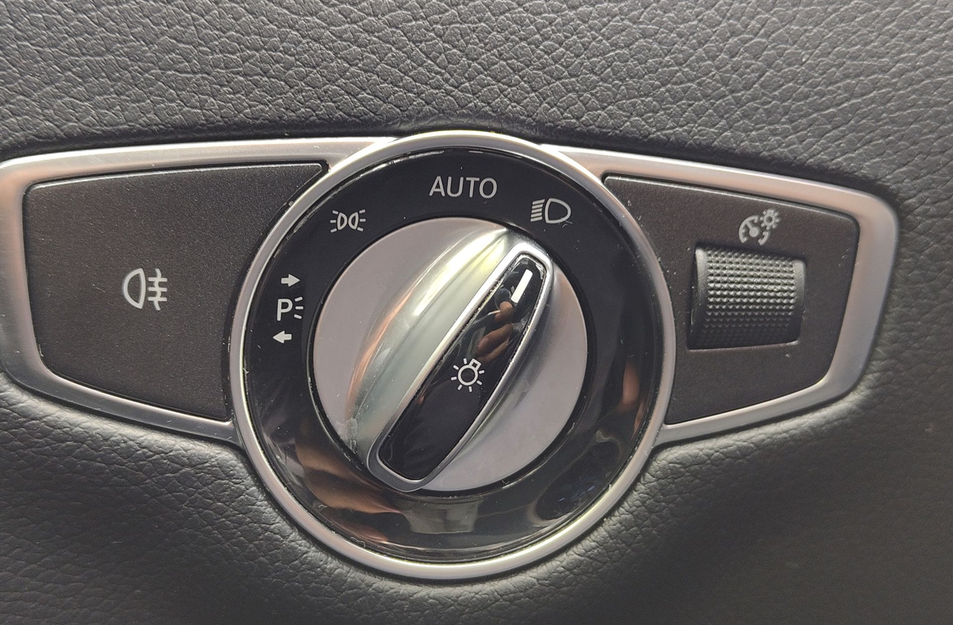 Mercedes-Benz Clase E E 220 d Estate Pack AMG - foto 29