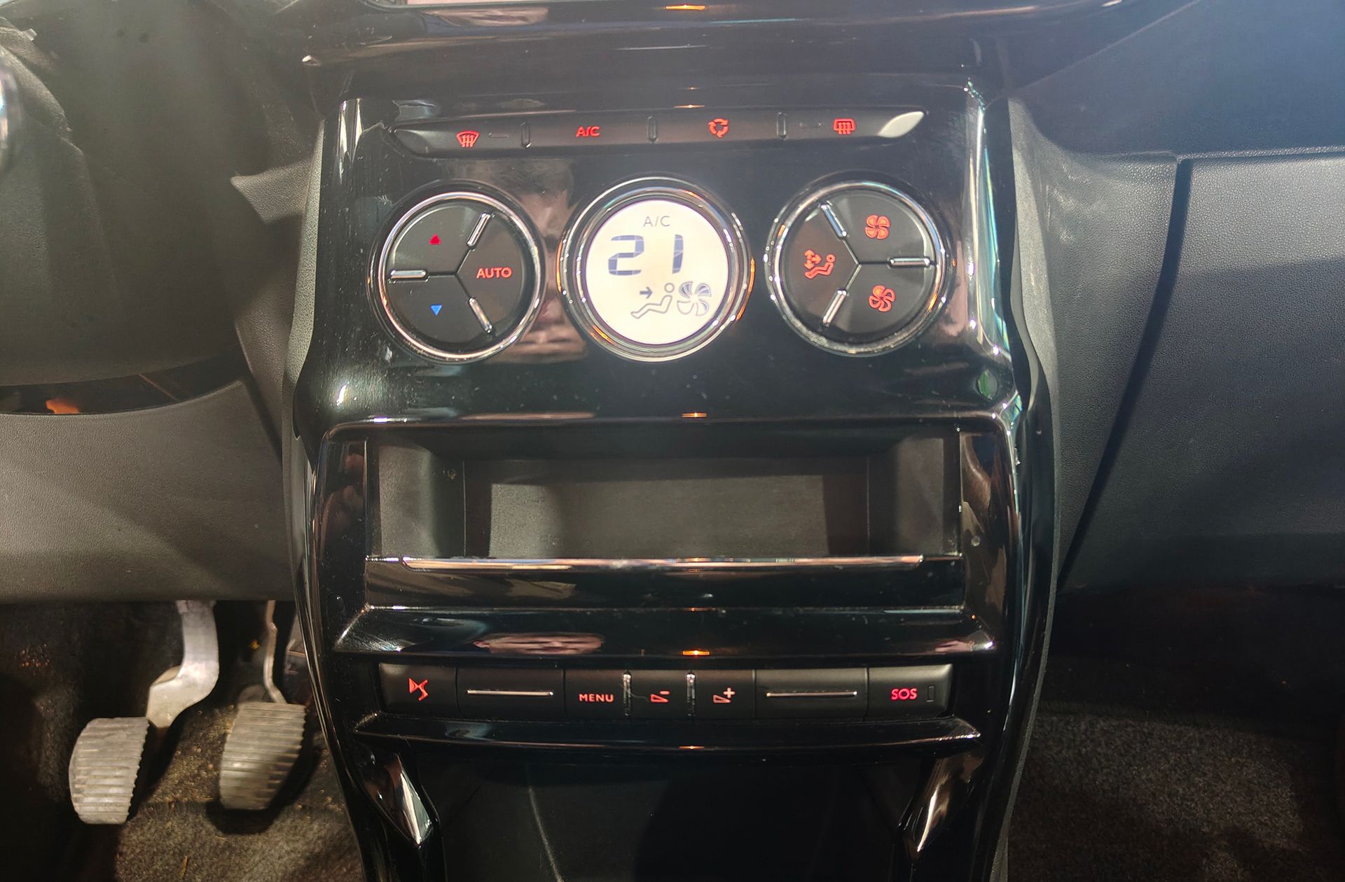 DS DS 3 BlueHDi 100 Style - foto 25