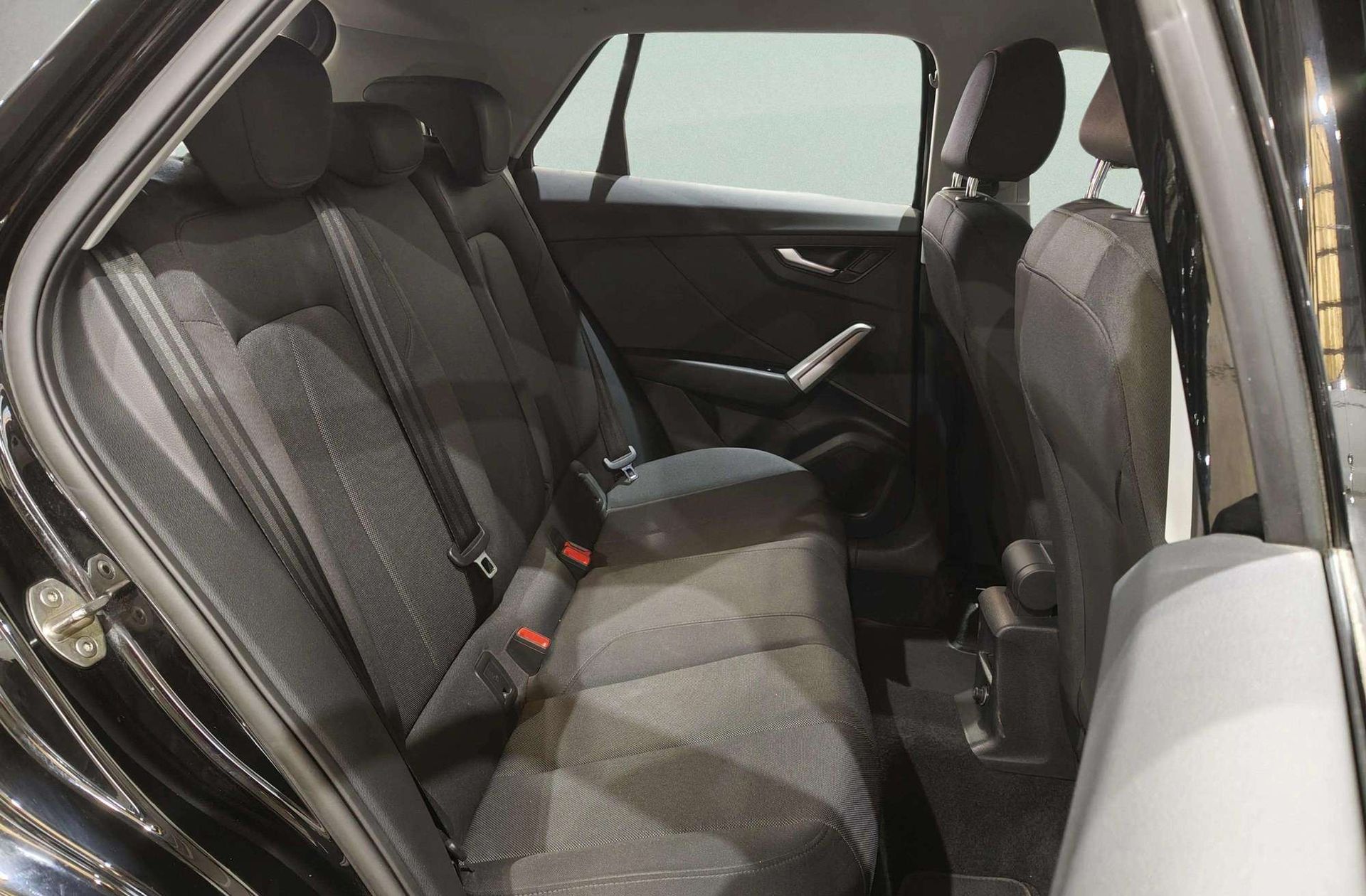 Audi Q2 Advanced 30 TFSI - foto 19