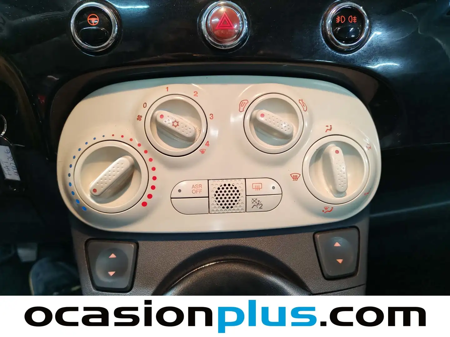 Foto Fiat 500 Fiat 500 1.2 8v Lounge (69 CV)