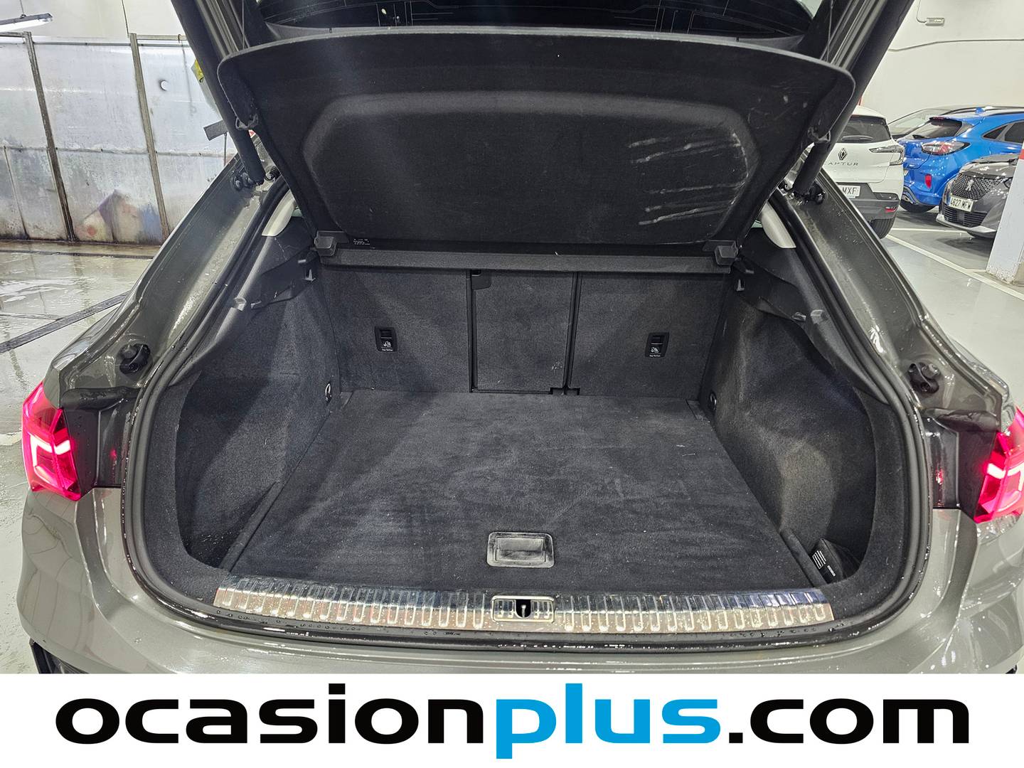 Foto Audi Q3 Sportback Audi Q3 Sportback Black line 35 TFSI (150 CV) S tronic PACK S-LINE