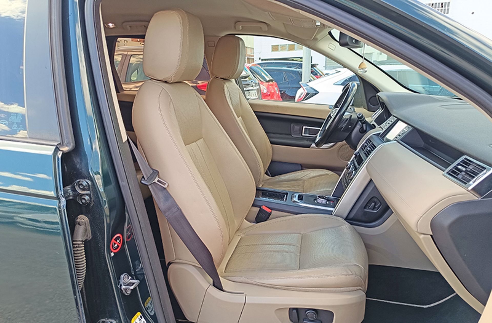 Land Rover Discovery Sport 2.0L TD4 HSE 4x4 - foto 23