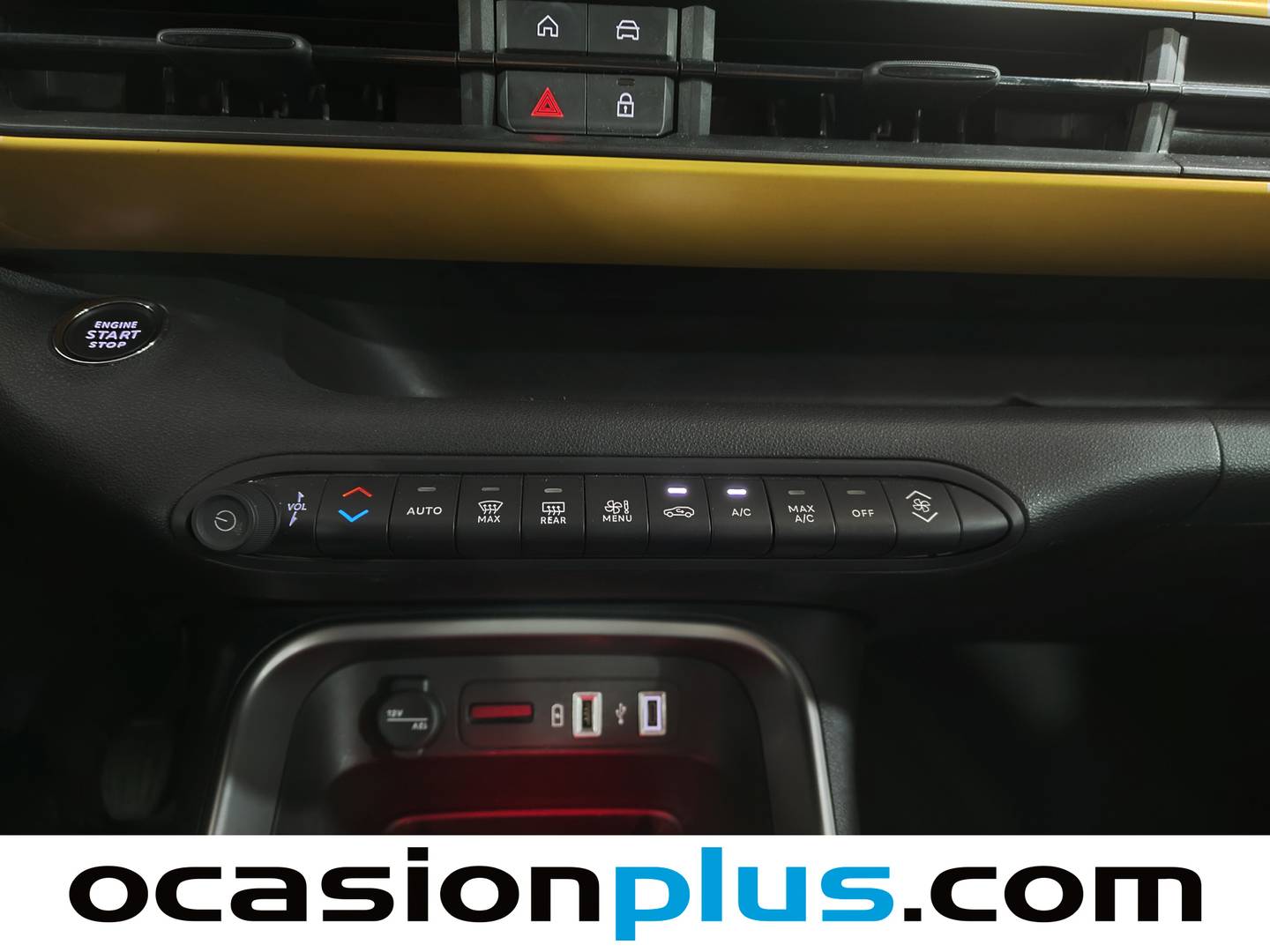 Foto Jeep Avenger Jeep Avenger 1.2 G Summit (100 CV)