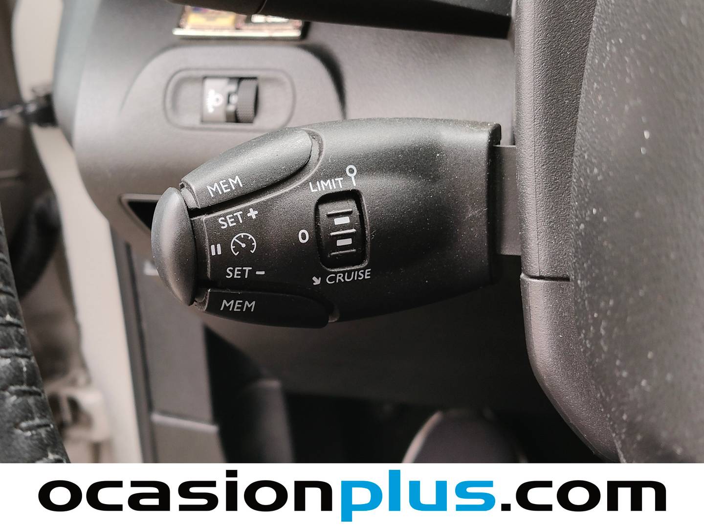 Paquetes del Citroën Berlingo Citroën Berlingo BlueHDi 100 S&S Talla M Shine (102 CV)