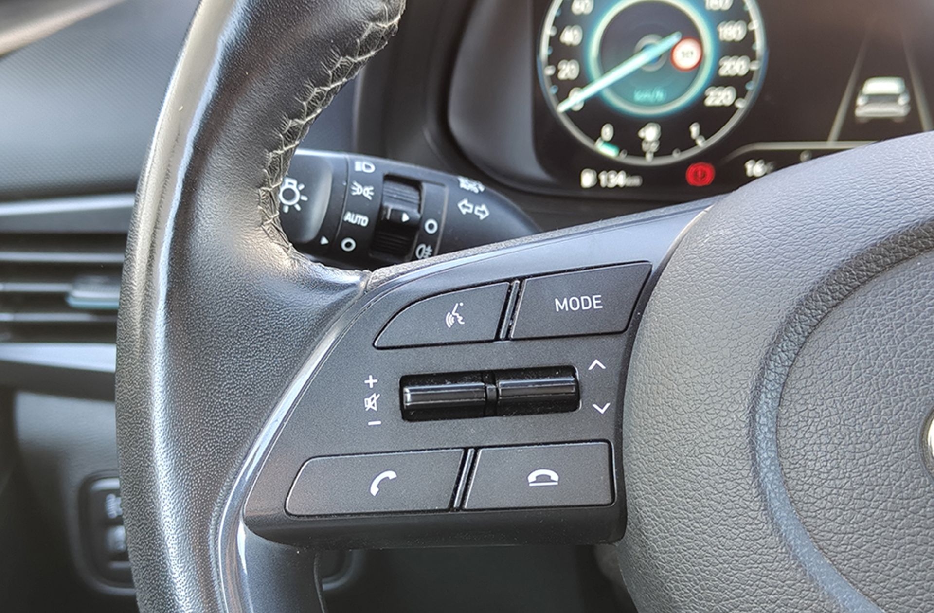 Hyundai Bayon 1.0 T-GDi 48V Tecno - foto 28