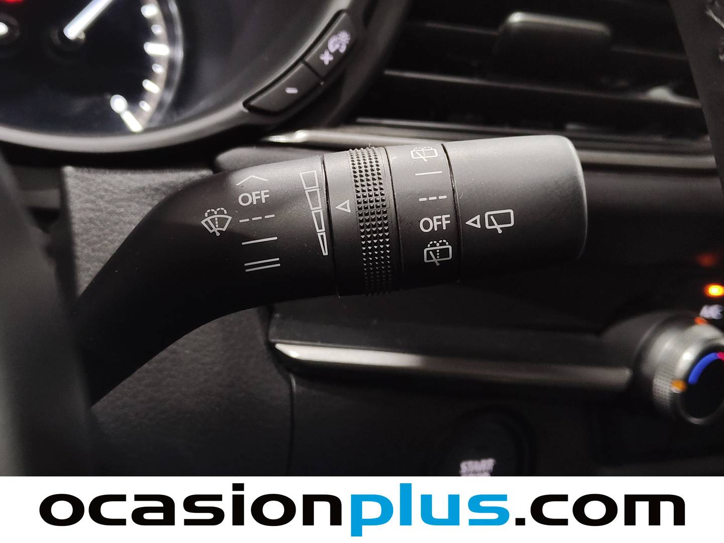 Foto Mazda CX-30 Mazda CX-30 e-SKY G MHEV Prime-line (140 CV)