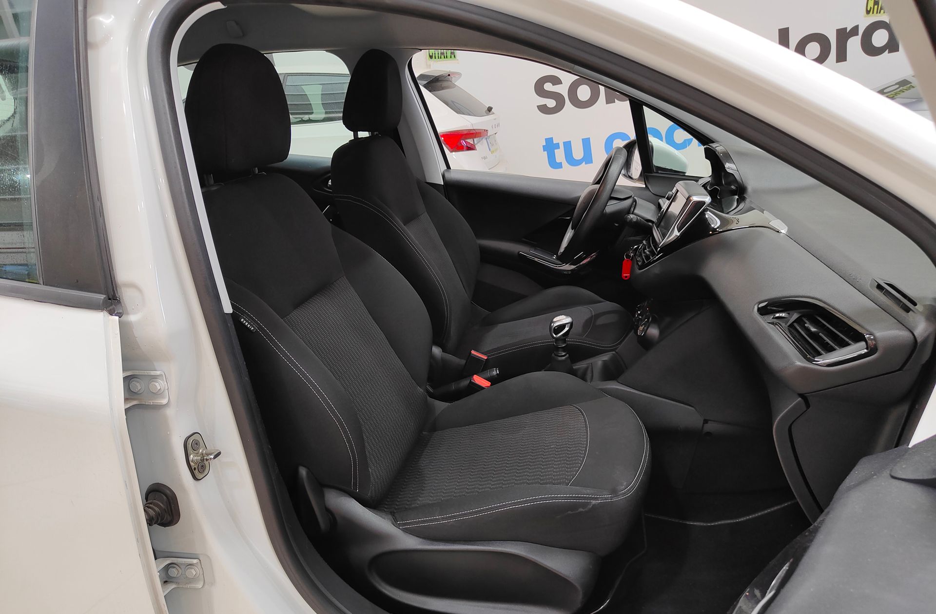 Peugeot 208 BlueHDi 100 Active - foto 14
