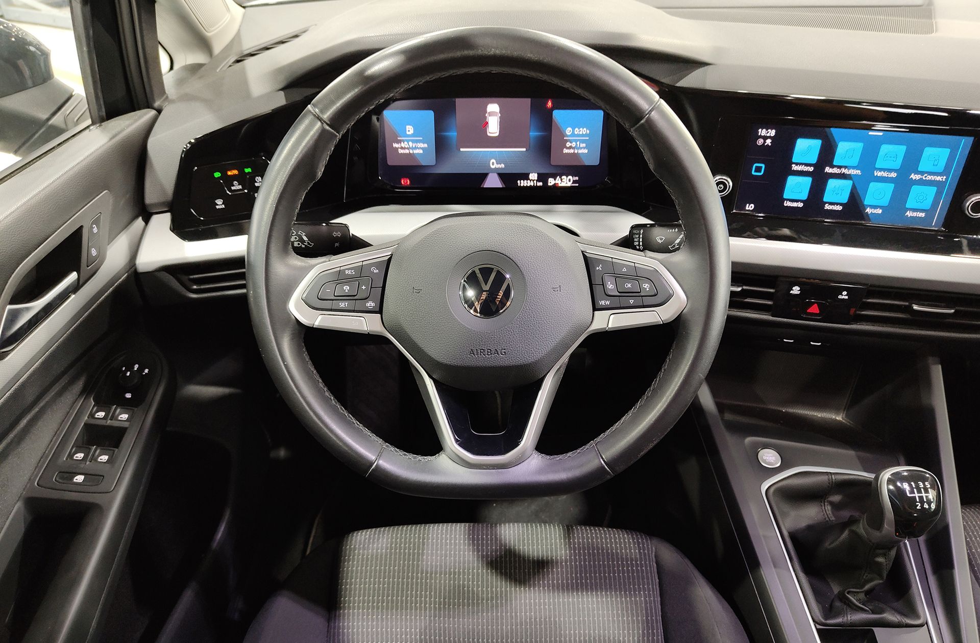 Volkswagen Golf Variant 1.0 TSI - foto 27