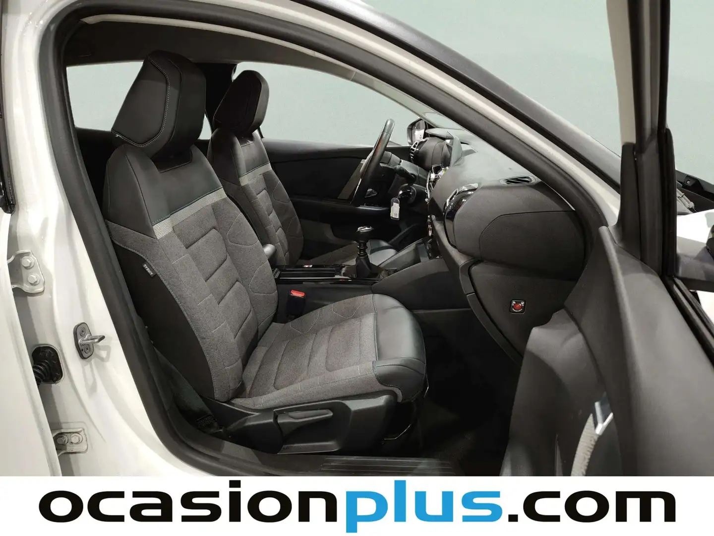 Foto Citroën C4 Citroen C4 PureTech 130 S&S 6v Feel Pack (130 CV)