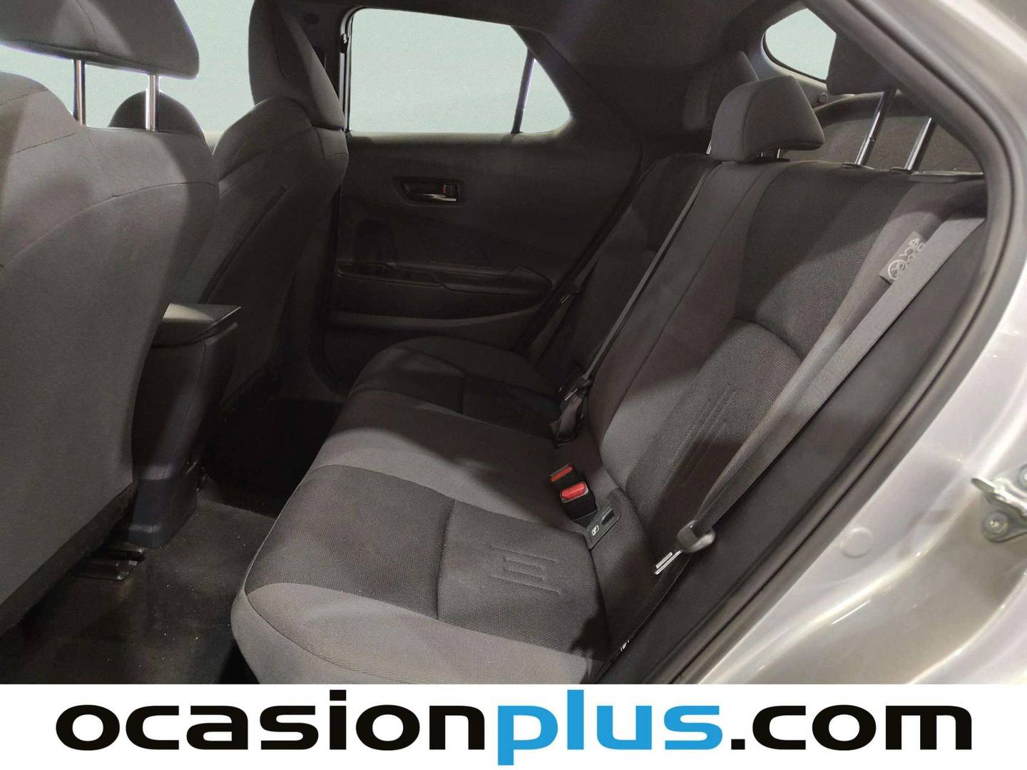 Foto asientos traseros Toyota C-HR Toyota C-HR 140H Advance (140 CV)