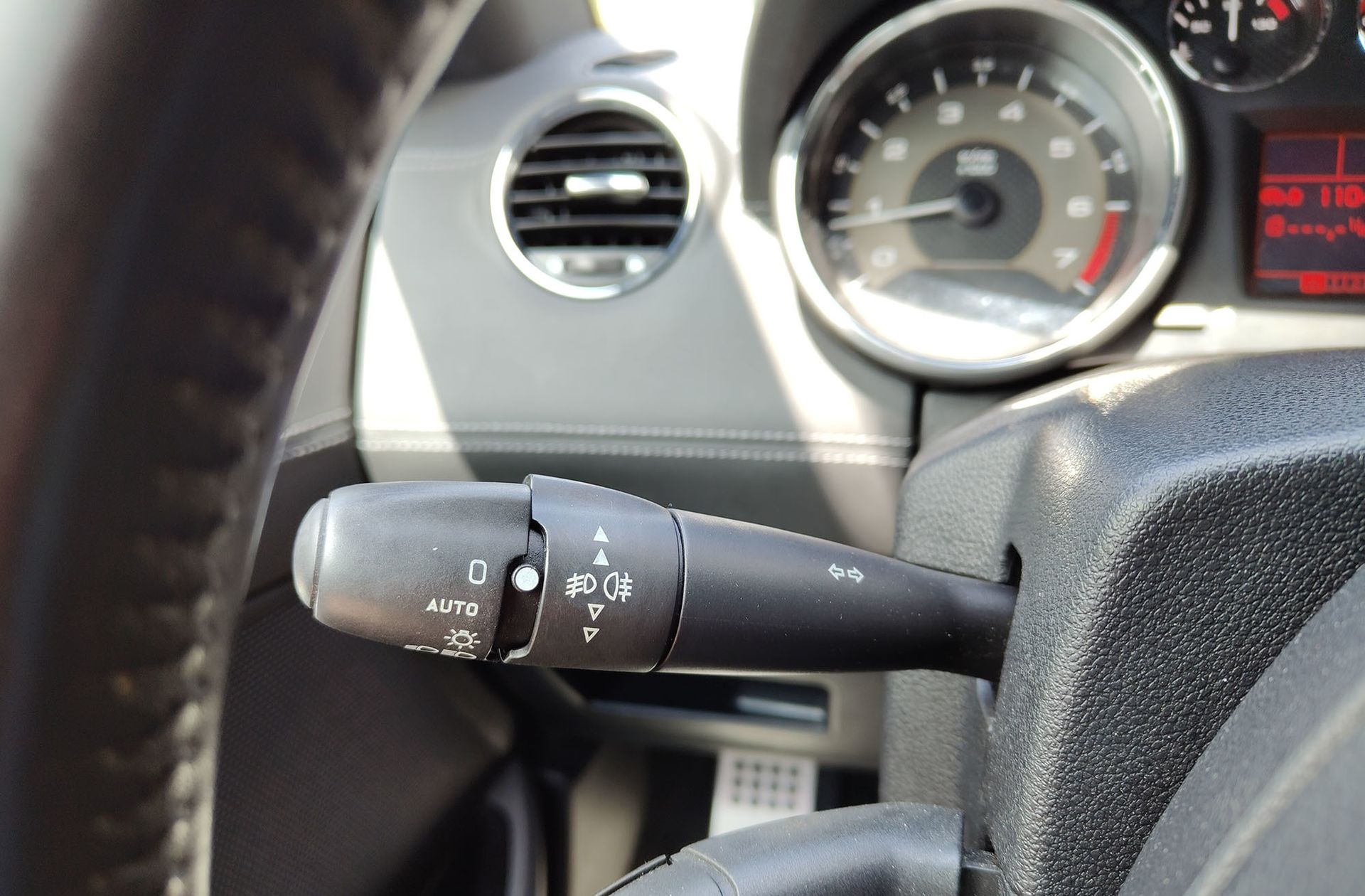 Peugeot RCZ 1.6 THP Black Yearling - foto 25