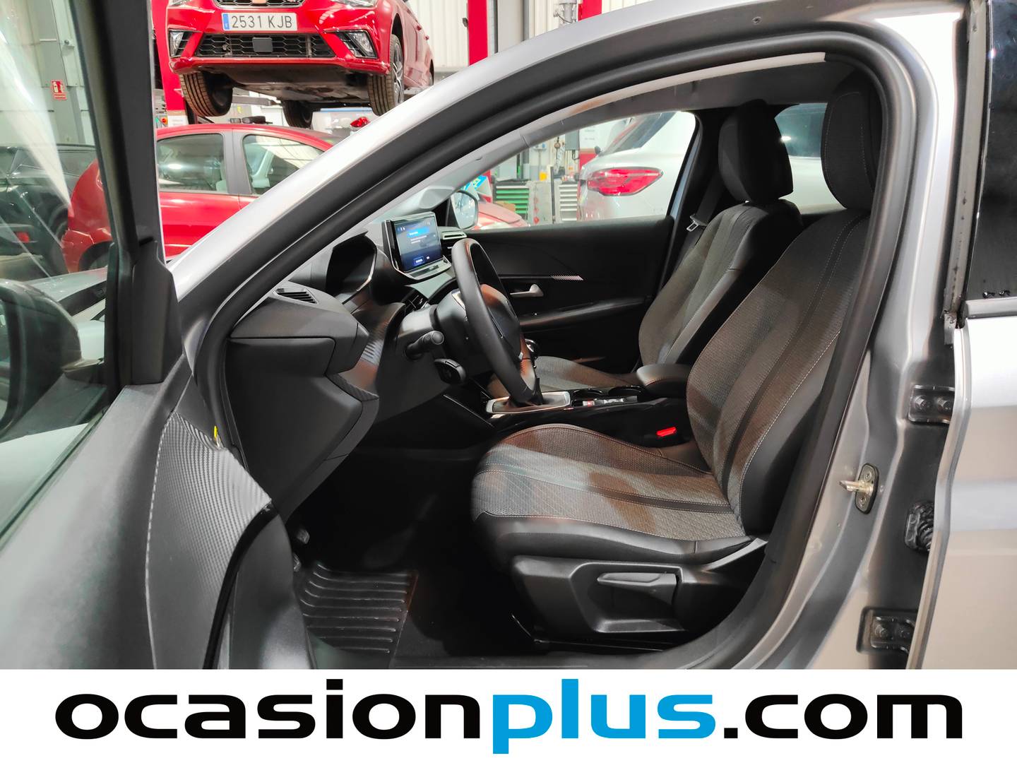 Foto asientos delanteros Peugeot 208 Peugeot 208 PureTech 100 Allure (100 CV)