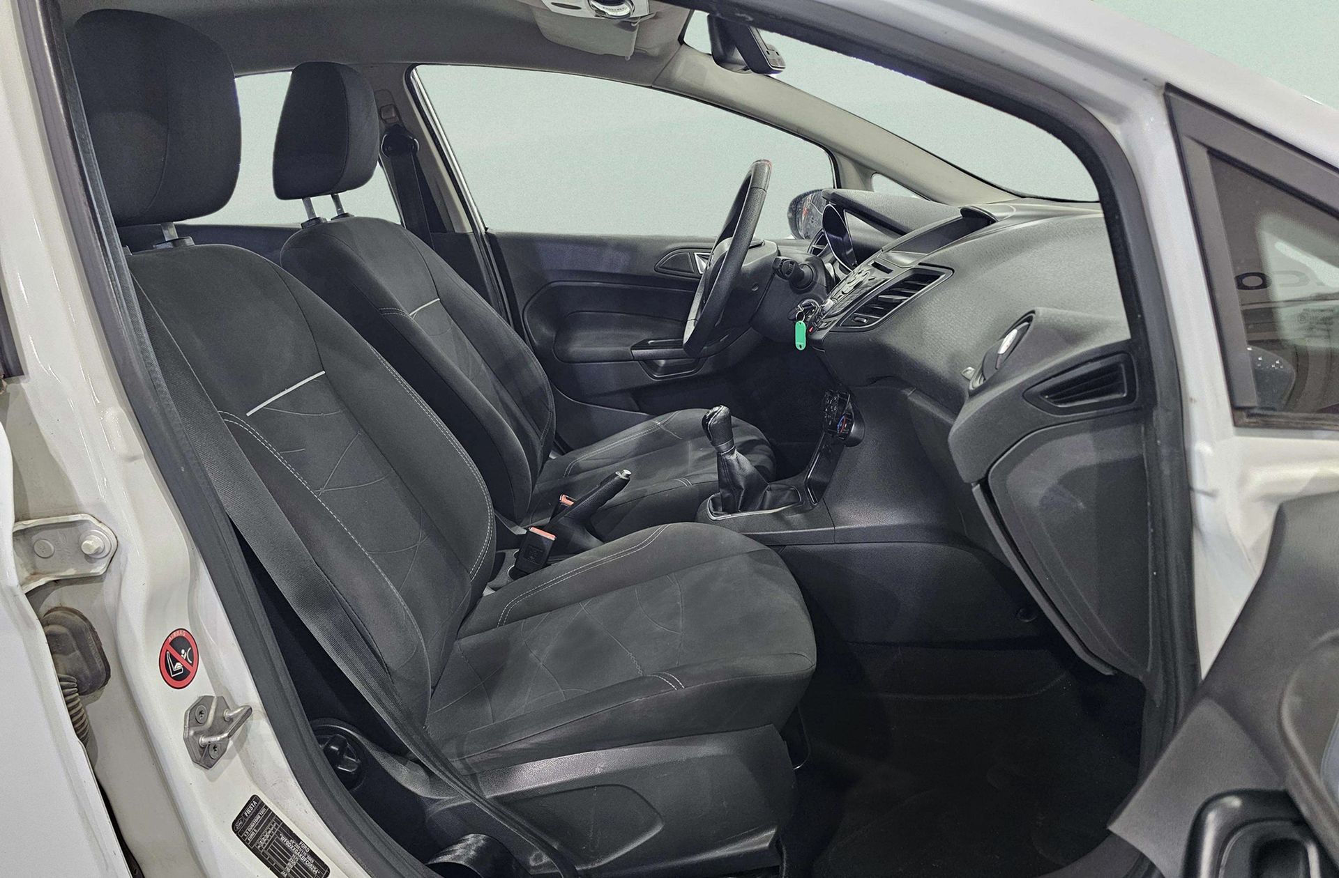 Ford Fiesta 1.5 TDCi Trend - foto 15