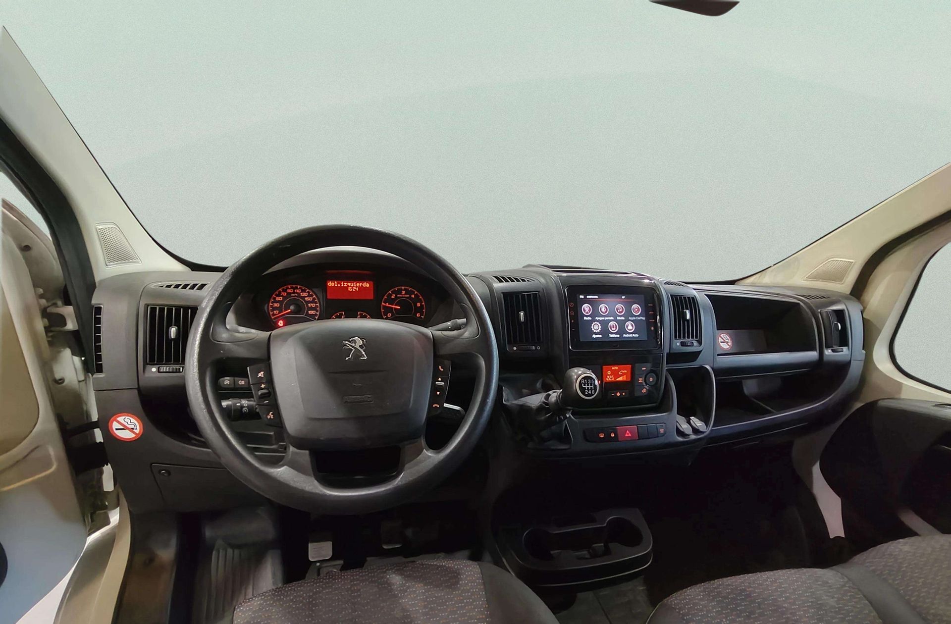 Peugeot Boxer Furgon BlueHDi 140 335 L3H2 - foto 6