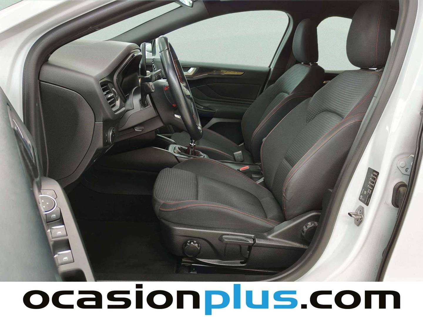 Foto asientos delanteros Ford Focus Ford Focus 1.0 Ecoboost S&S ST-Line (125 CV)