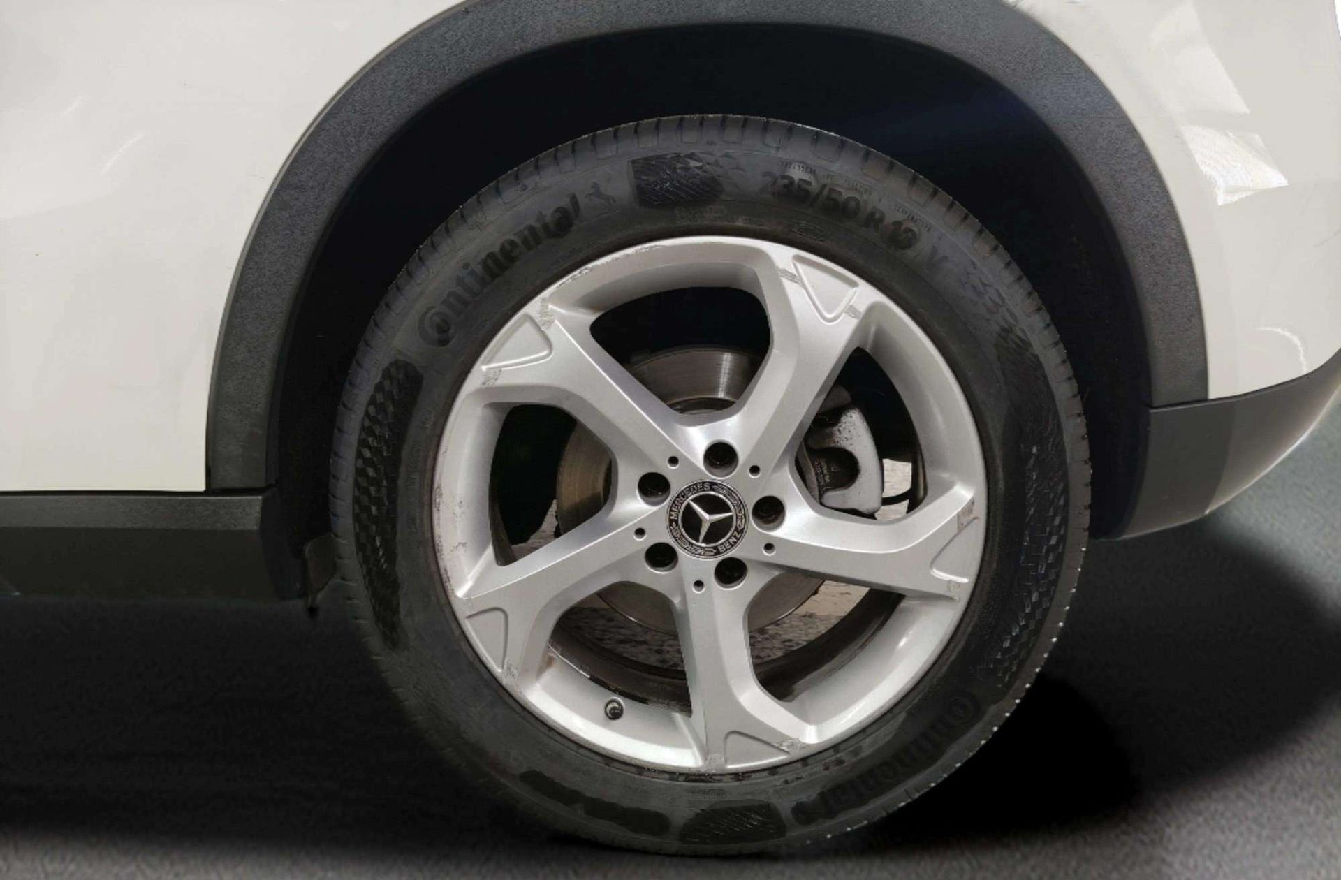 Mercedes-Benz GLA 200 d - foto 37
