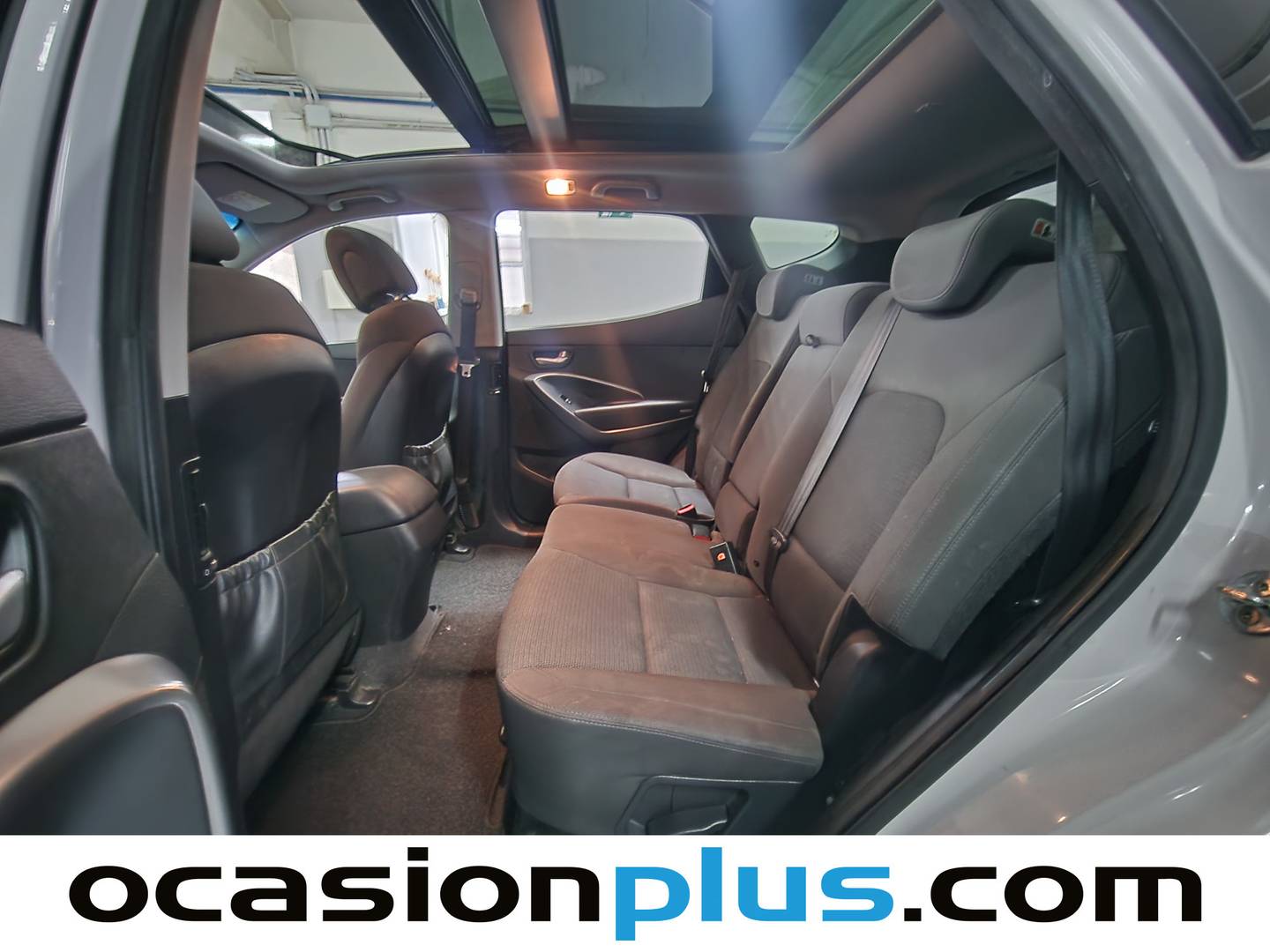 Foto Hyundai Santa Fe Hyundai Santa Fe 2.0 CRDI Stadt Sky 4x2 7S (150 CV) 7 Plazas