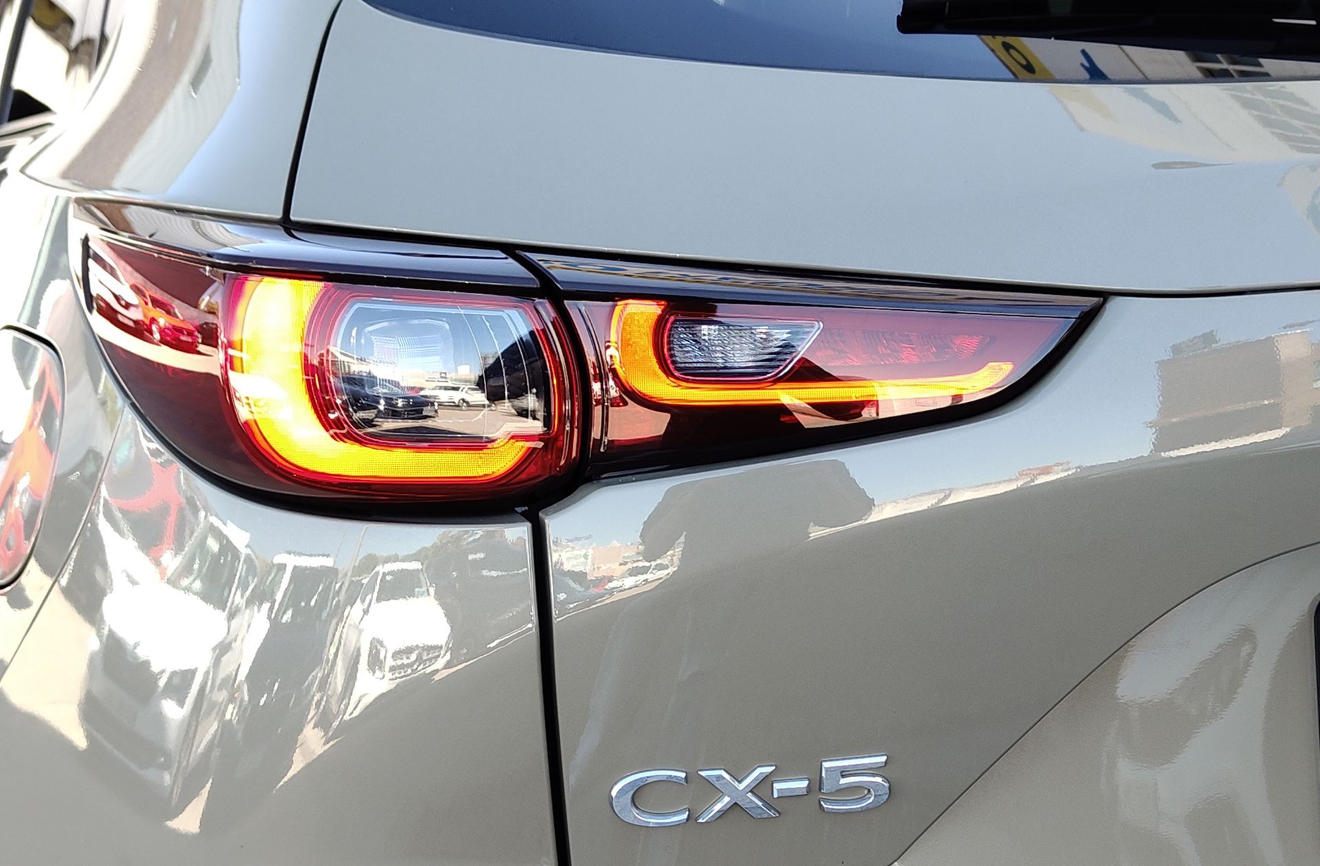 Mazda CX-5 2.0 e-Sky G MHEV Homura - foto 26