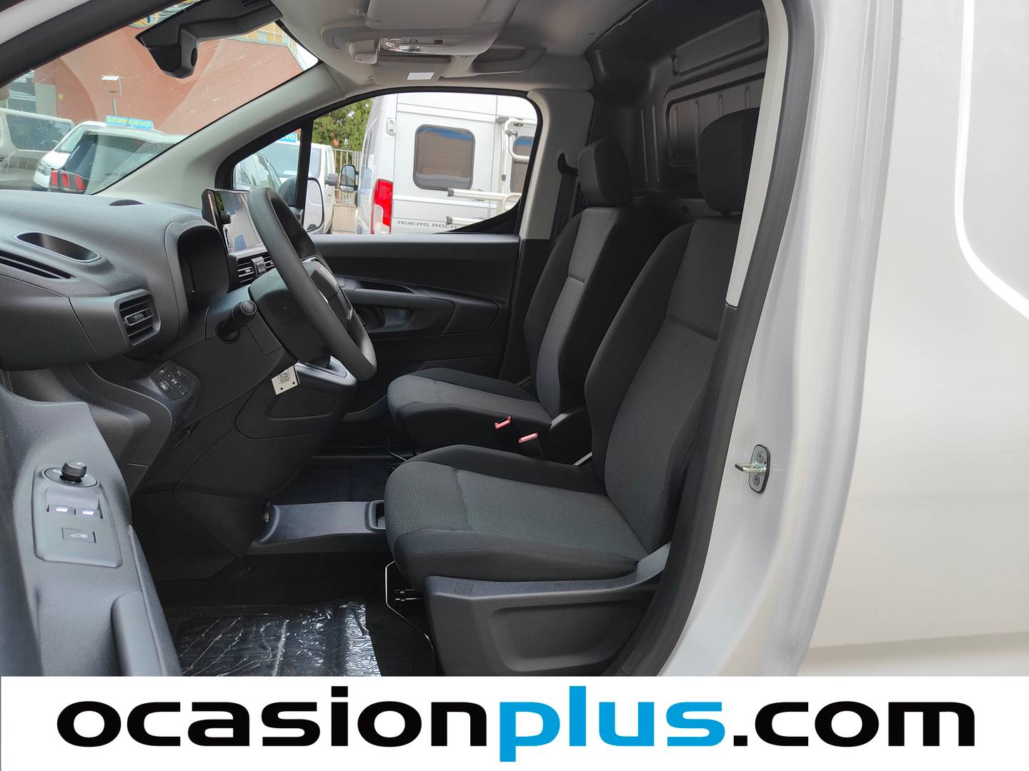 Foto asientos delanteros Fiat Doblò Fiat Dobló BlueHDi 100 M (100 CV)