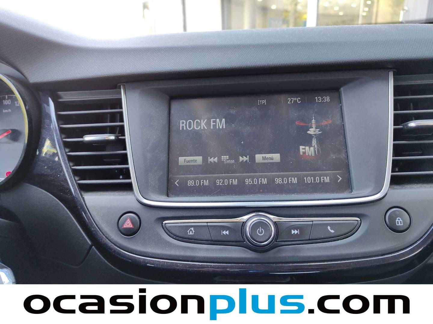 Foto Opel Crossland X Opel Crossland X 1.2 S&S Design Line 120 Aniversario (110 CV)