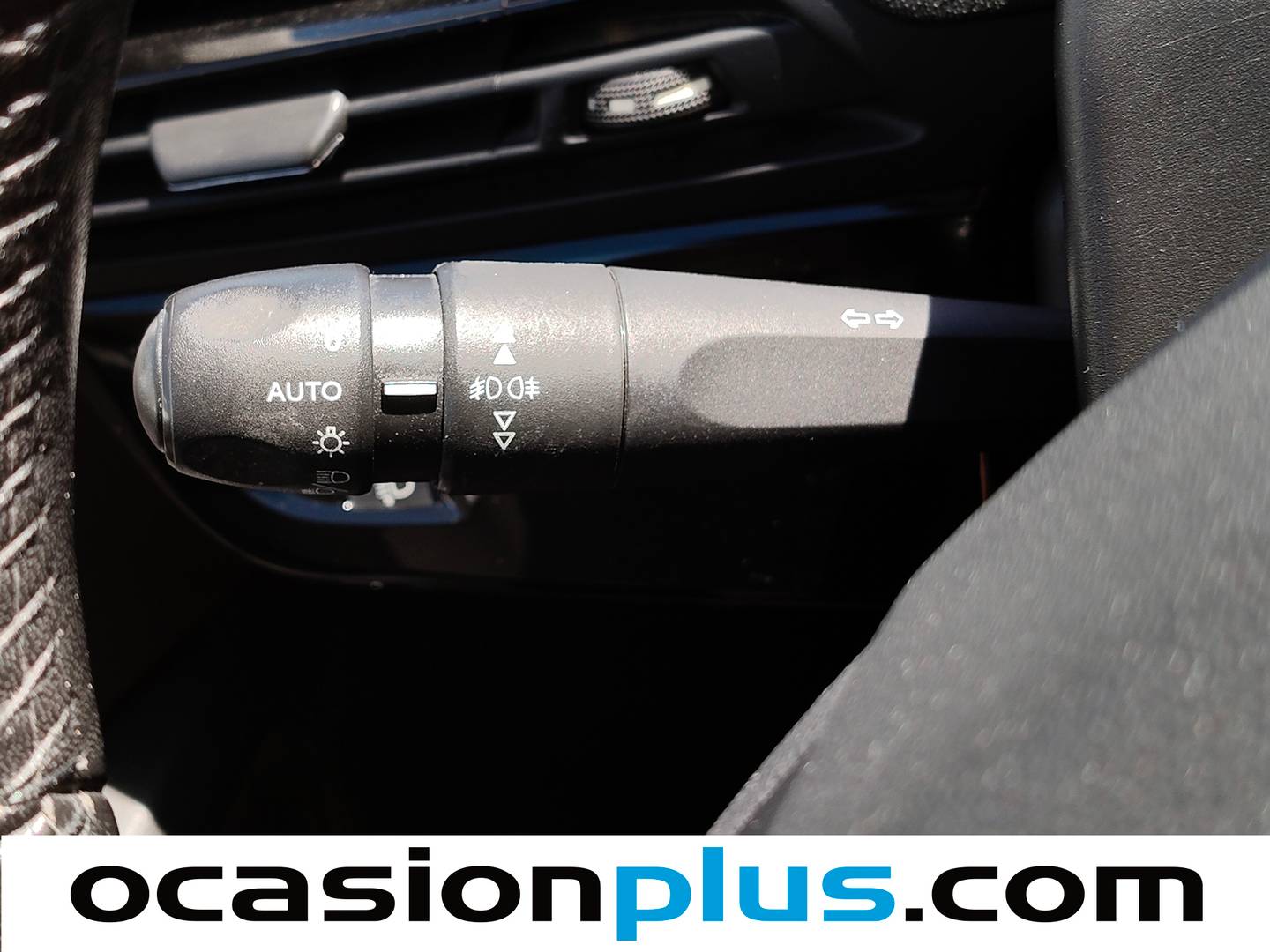 Extras y acabados del Citroën C4 Picasso Citroën C4 Picasso PureTech 130 S&S Live Edition (130 CV)