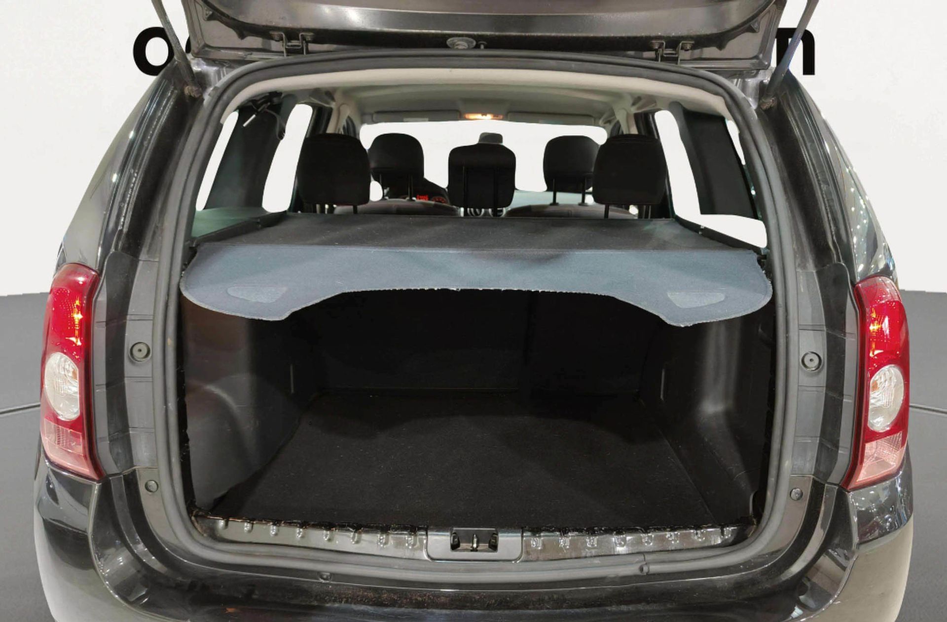Dacia Duster Laureate dCi - foto 12
