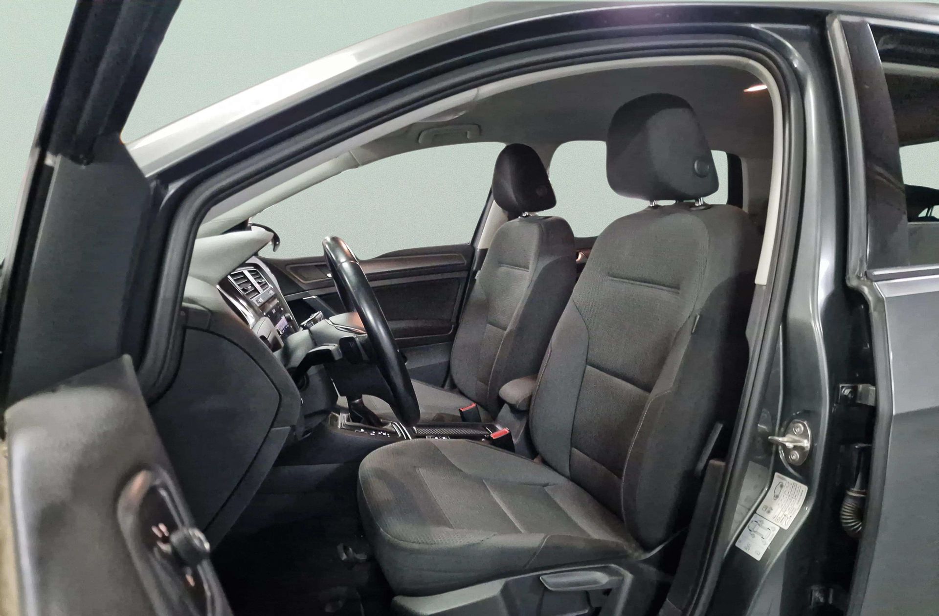 Volkswagen Golf Advance 1.6 TDI DSG - foto 10