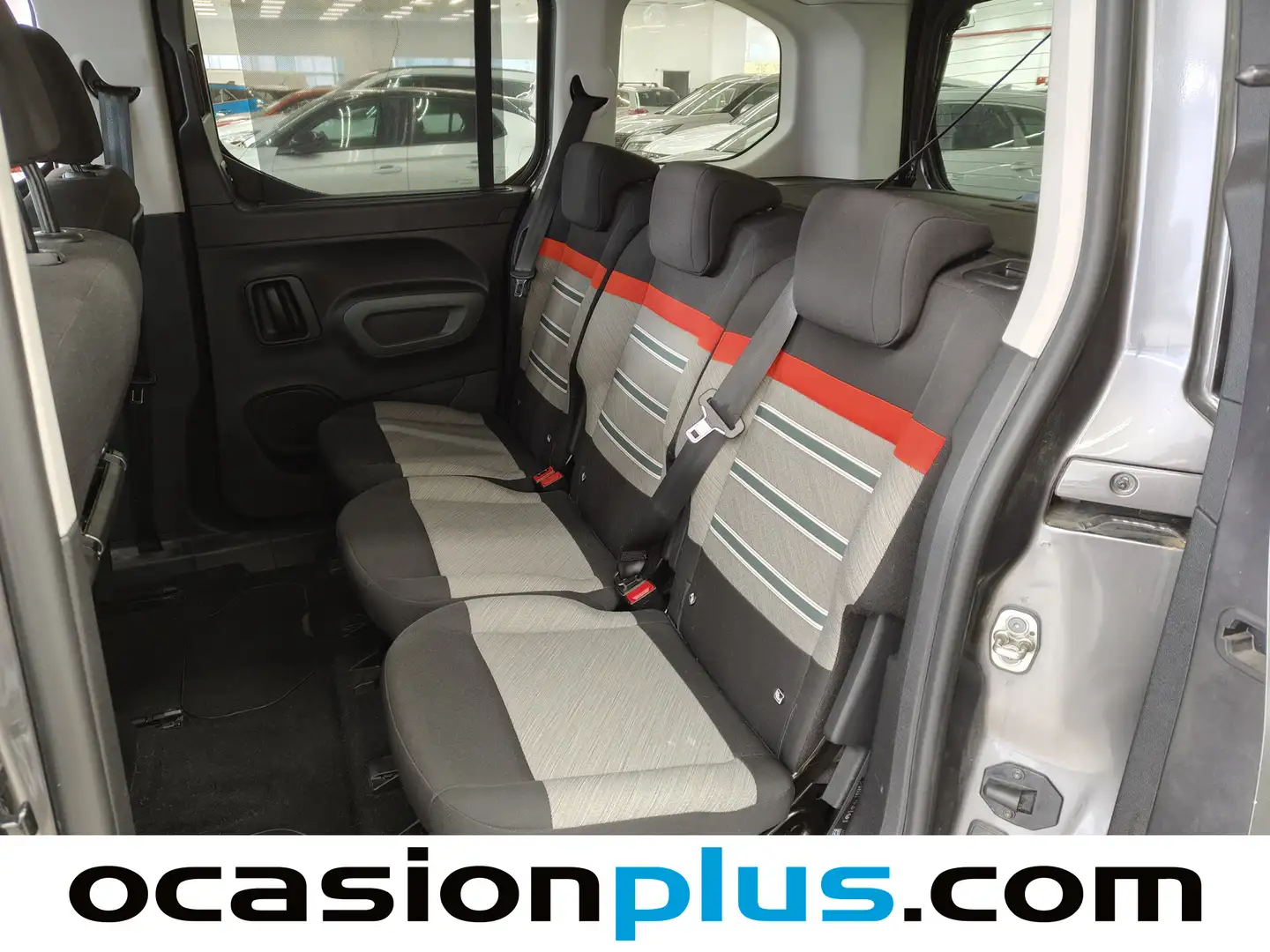 Foto Citroën Berlingo Citroen Berlingo BlueHDi 100 S&S Talla M Shine (102 CV)