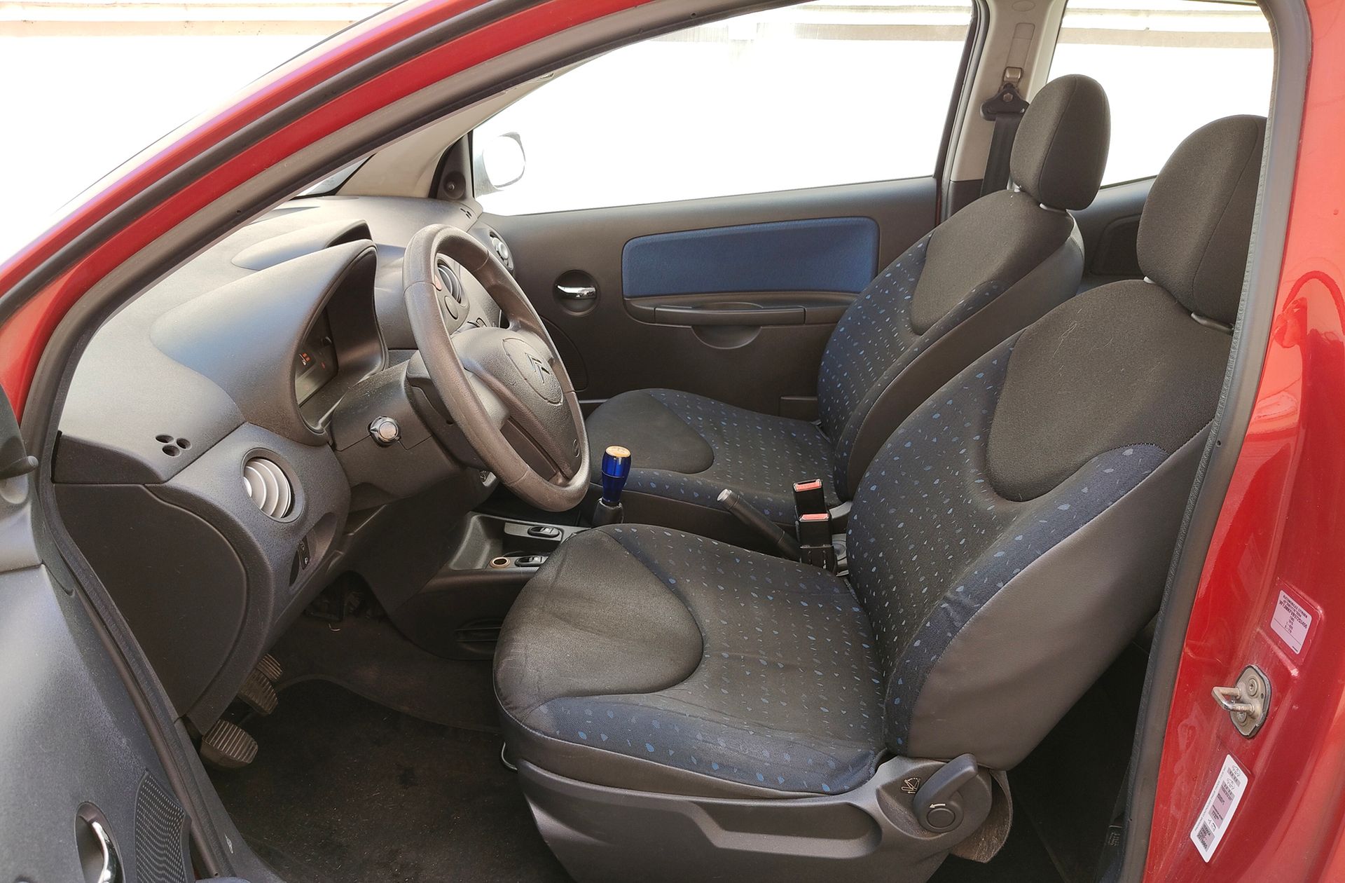 Citroën C2 1.4i Furio - foto 8