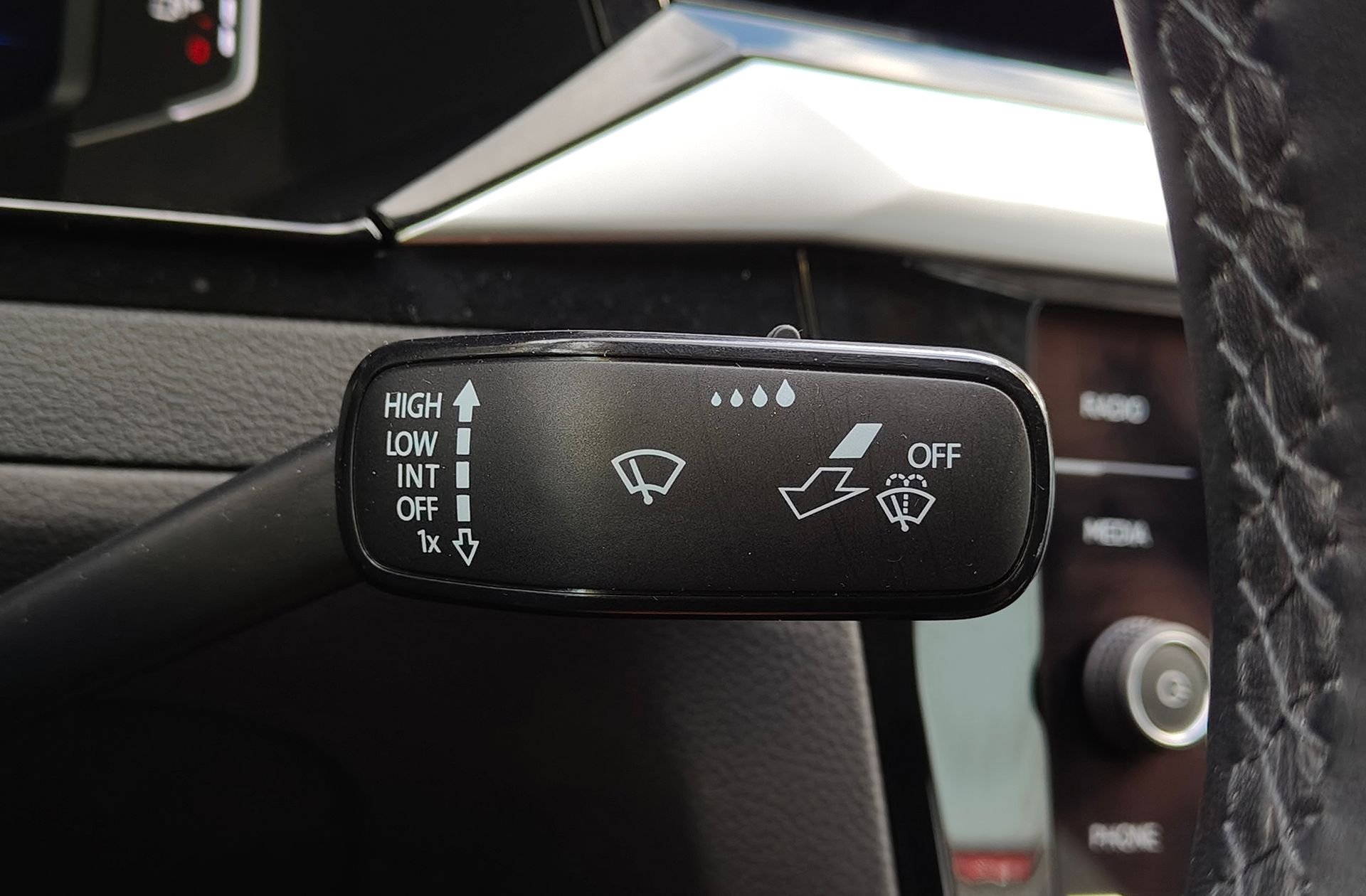 Volkswagen Arteon Elegance 2.0 TDI DSG - foto 32
