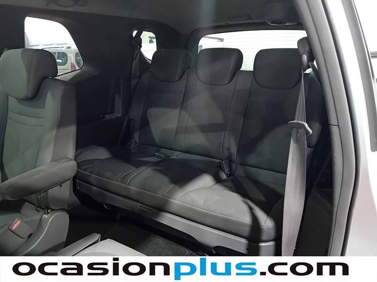 Foto SsangYong Rodius Ssangyong Rodius D22T Premium Auto 7 Plazas (178 CV)